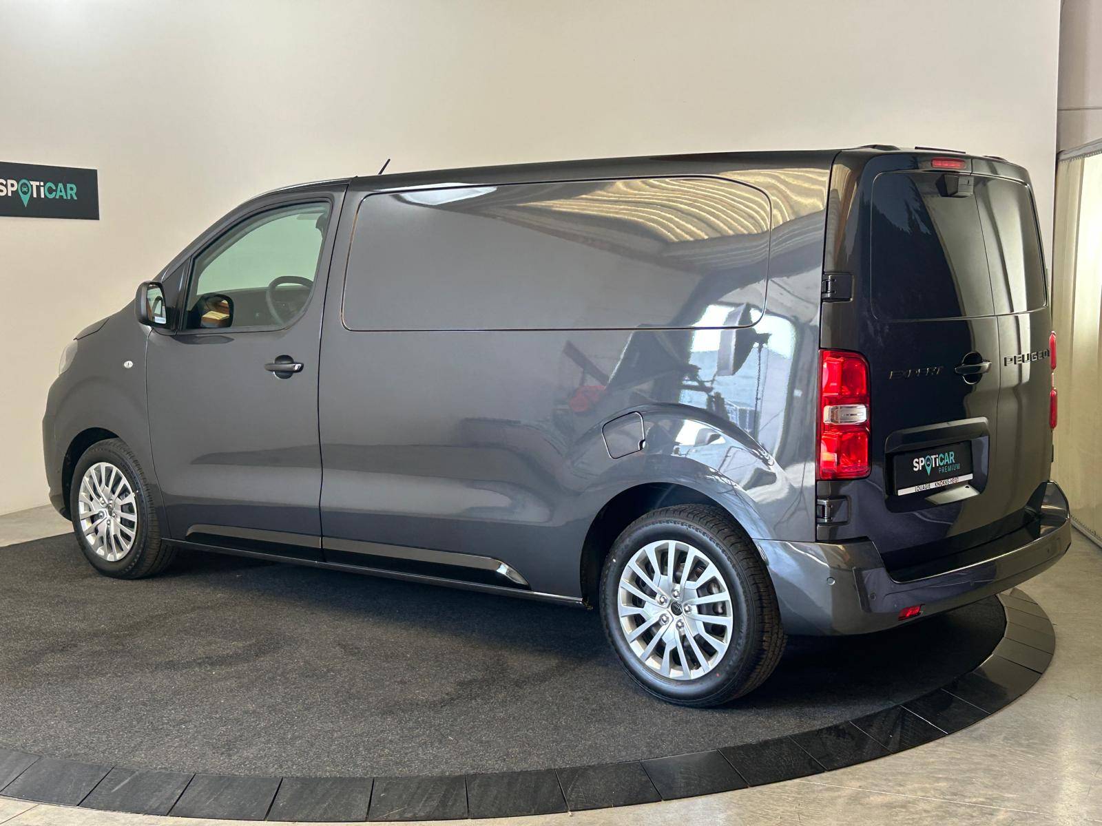 Peugeot Expert 2.2 Diesel automaat 150 pk