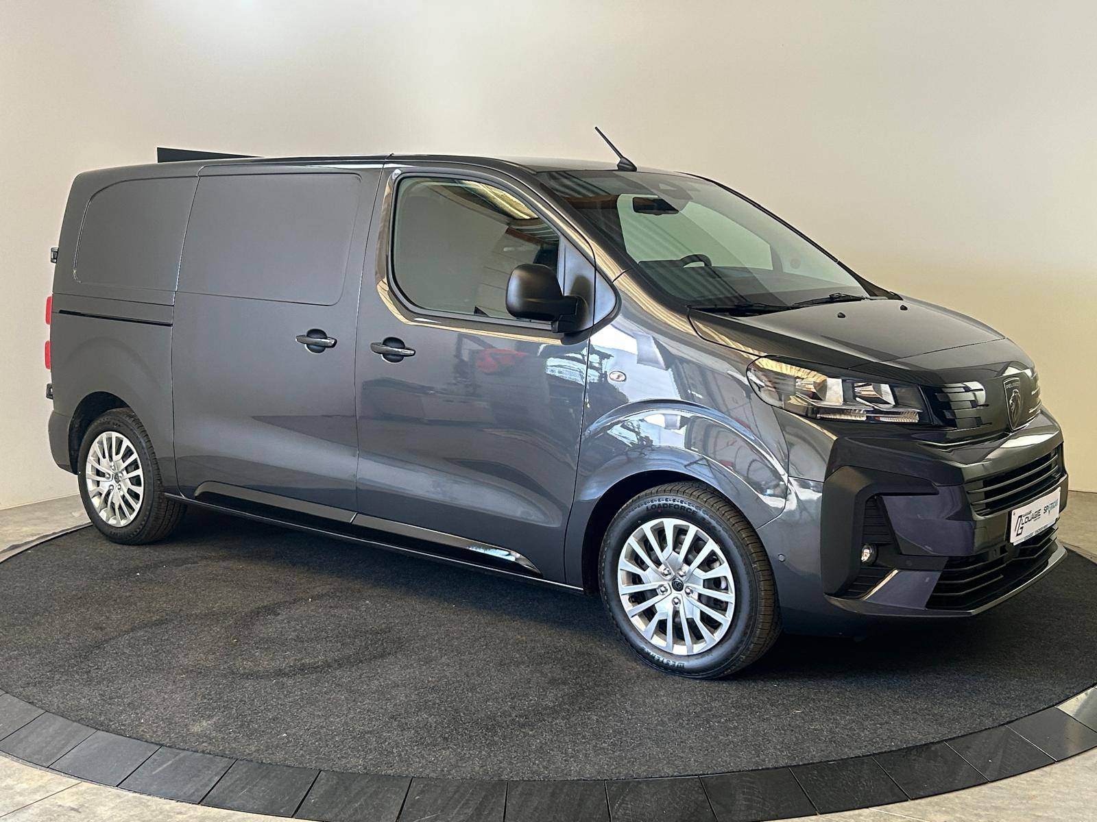 Peugeot Expert 2.2 Diesel automaat 150 pk
