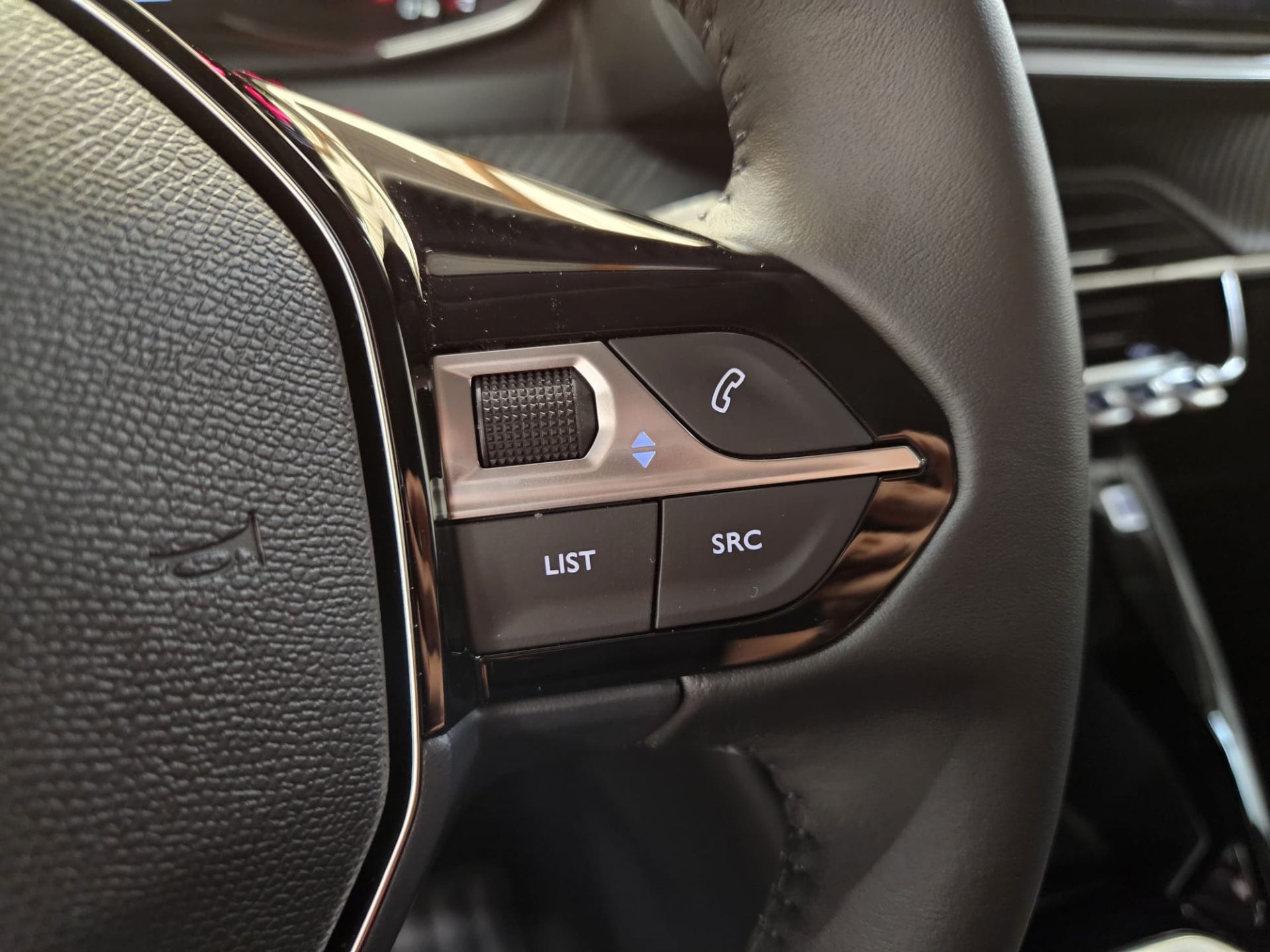 Peugeot 208 Business