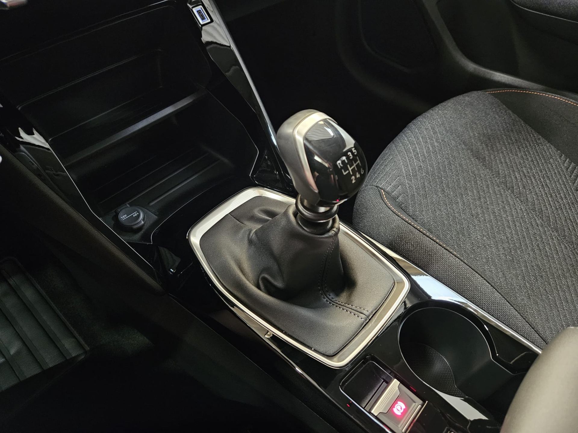 Peugeot 208 Business