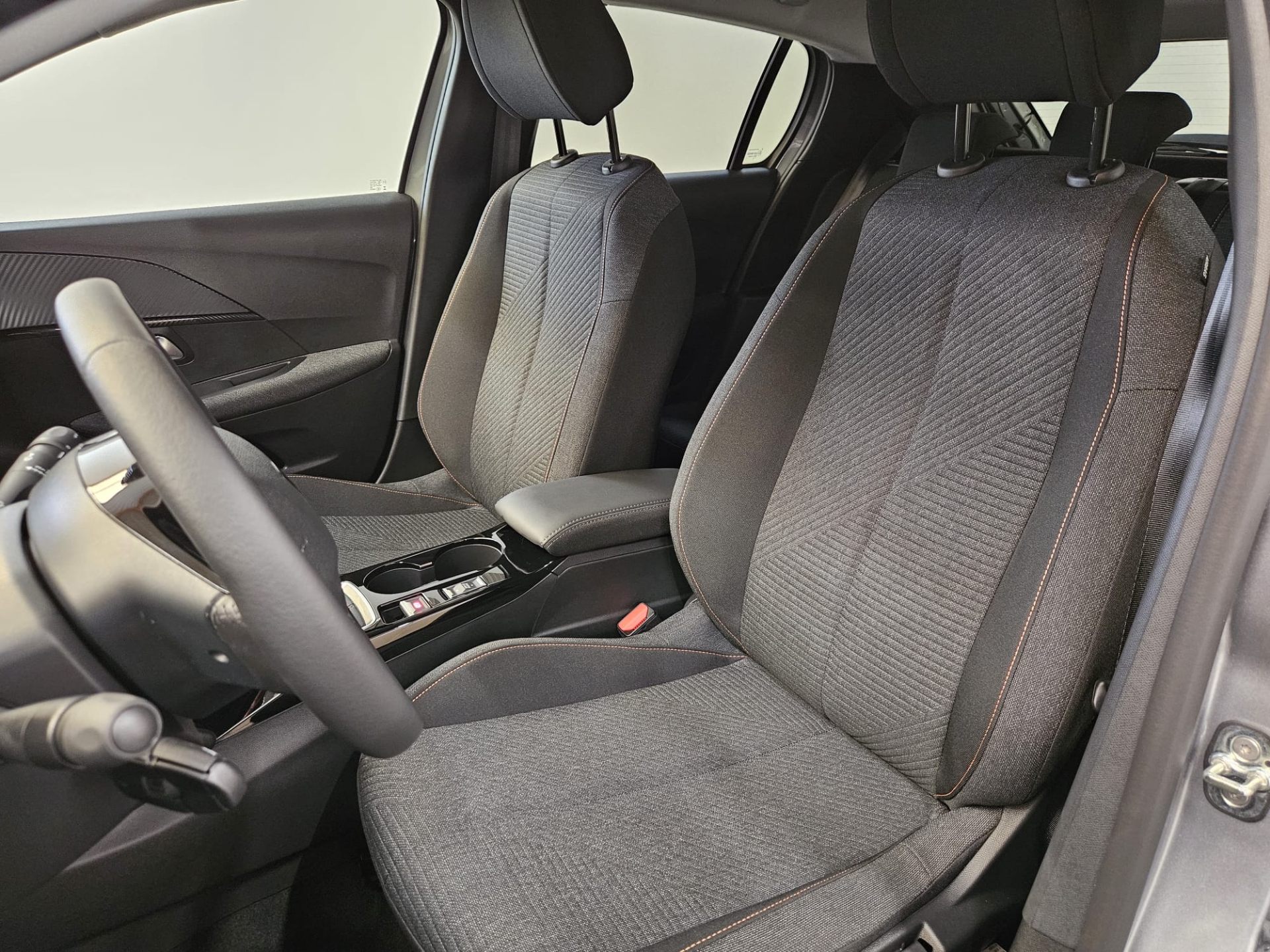 Peugeot 208 Business