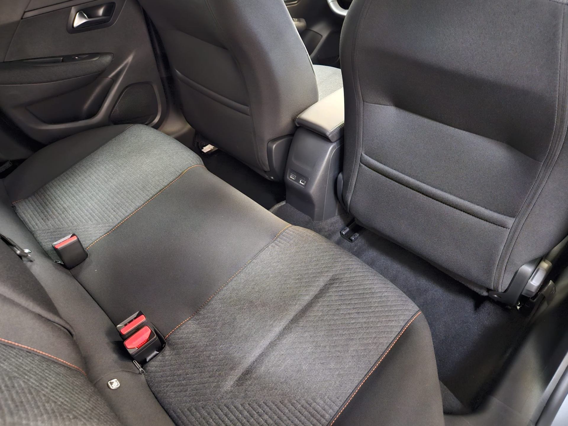 Peugeot 208 Business