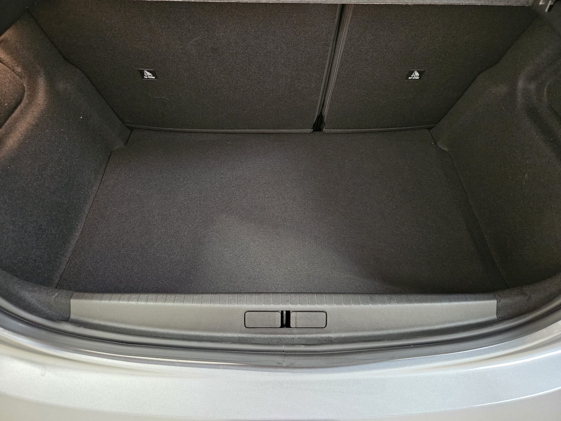 Peugeot 208 Business