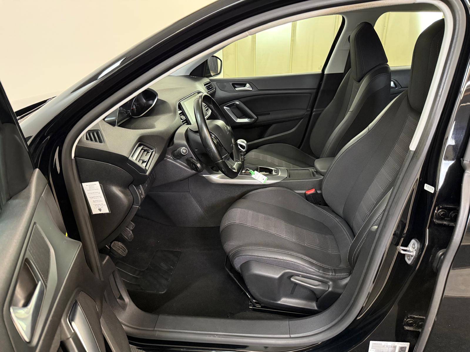 Peugeot 308 PureTech S&S Allure
