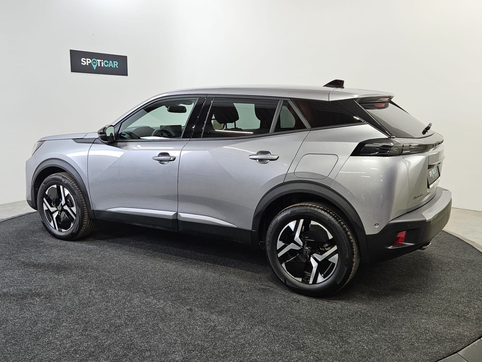 Peugeot 2008 Hybrid Allure e-DSC6
