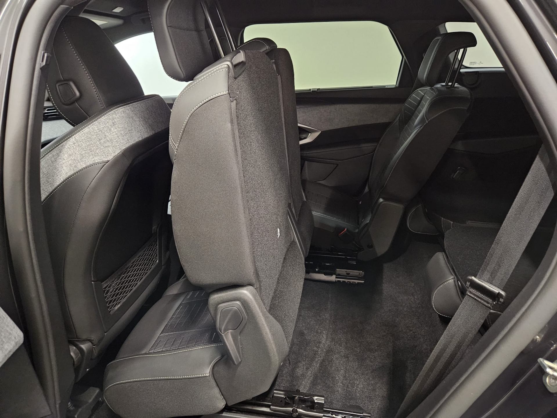 Peugeot 5008 Hybrid GT e-DSC6
