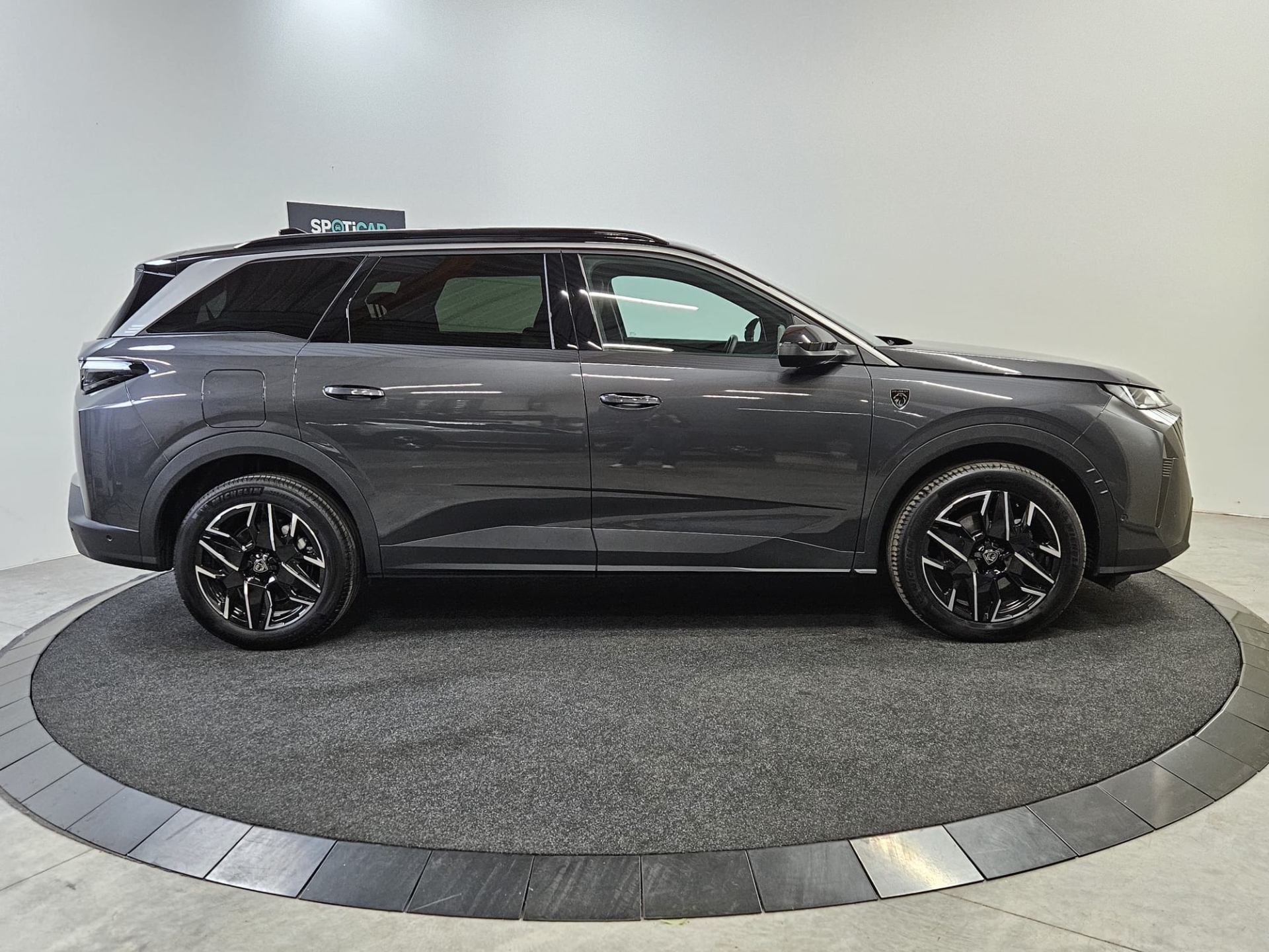 Peugeot 5008 Hybrid GT e-DSC6