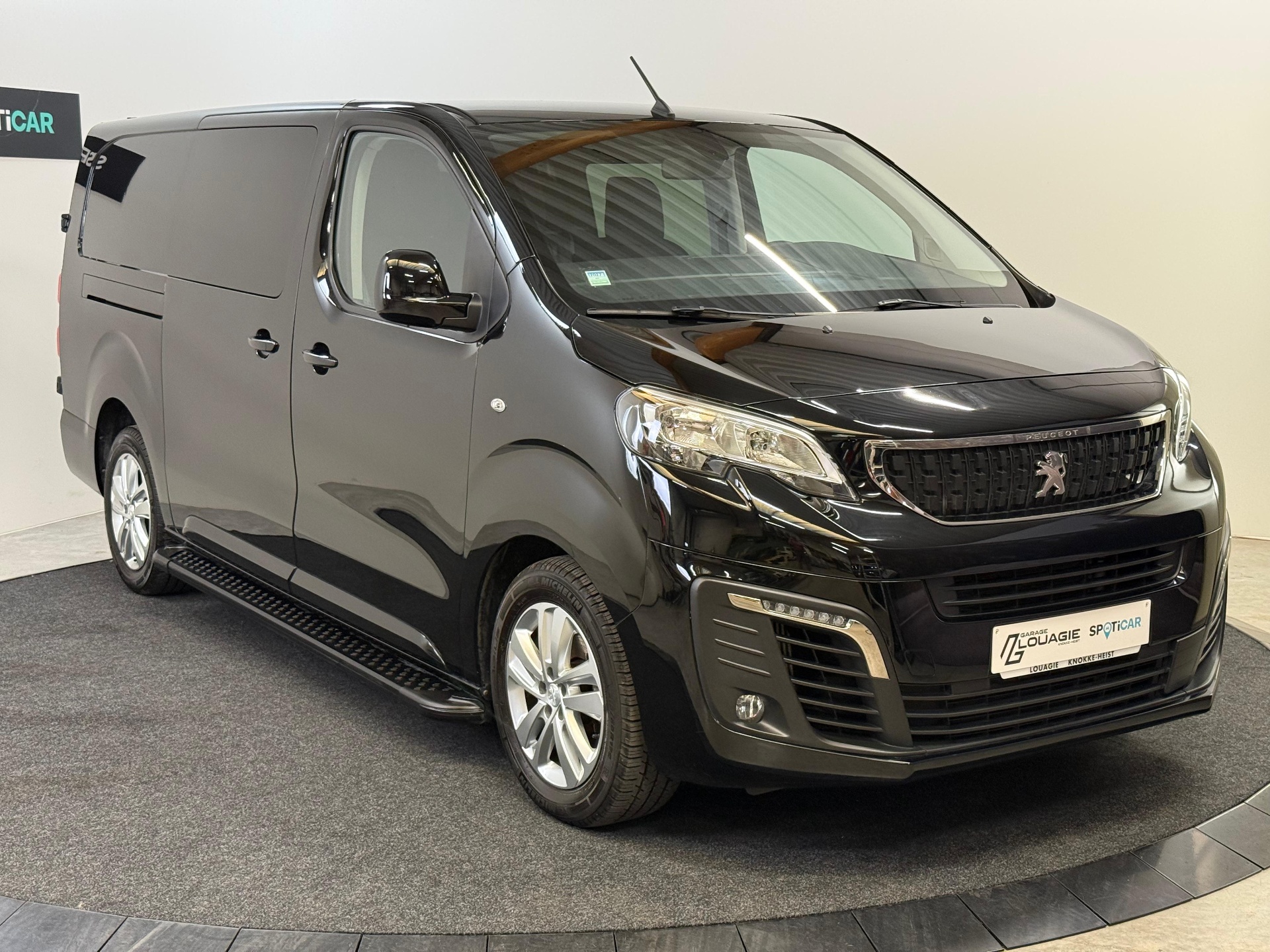 Peugeot Expert Dubbele Cabine 2.0 BlueHDi 145 pk AUTOMAAT – TREKHAAK