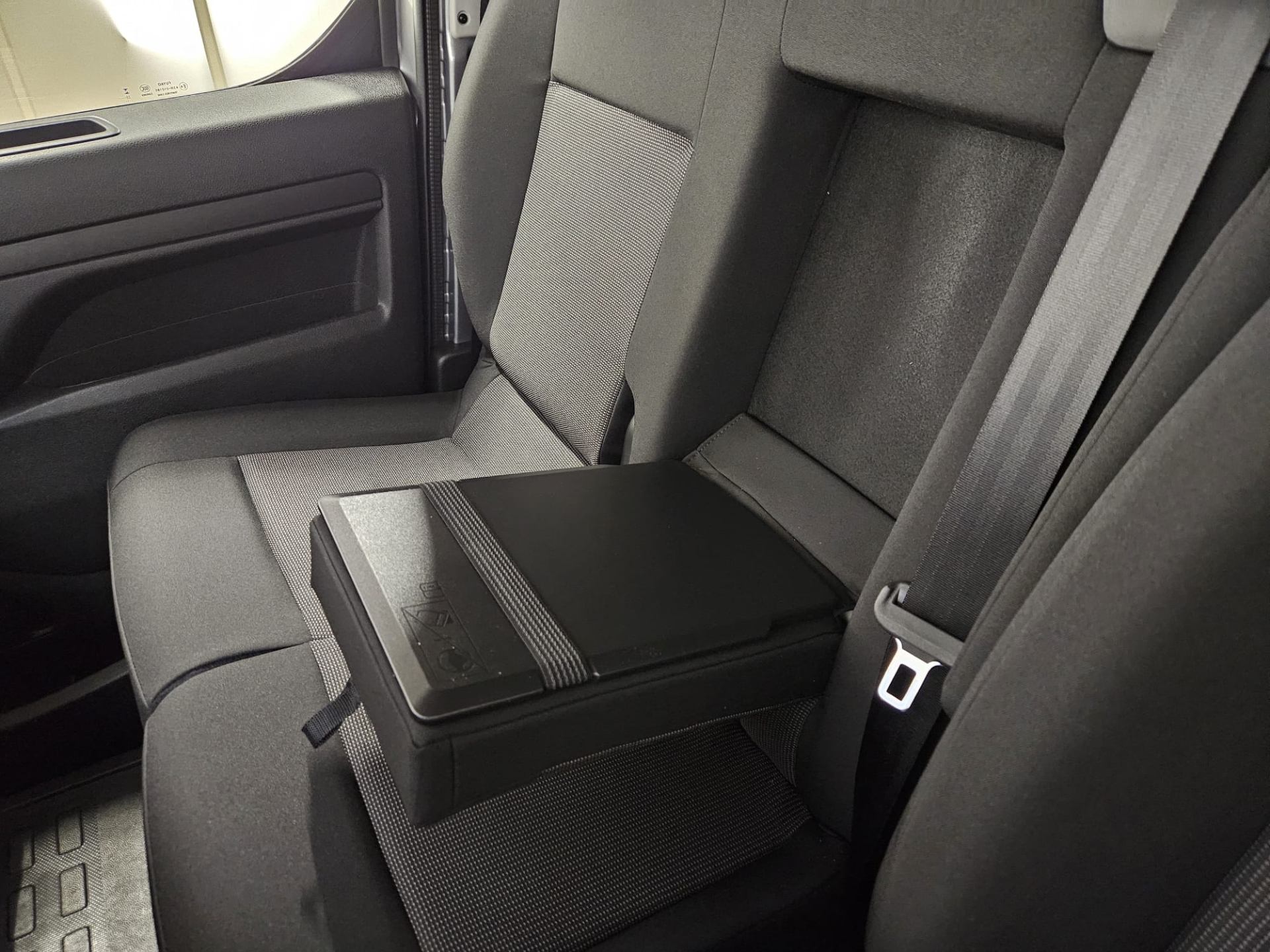 Peugeot Expert Bestelwagen M (L2) Diesel 150 pk Manueel 6