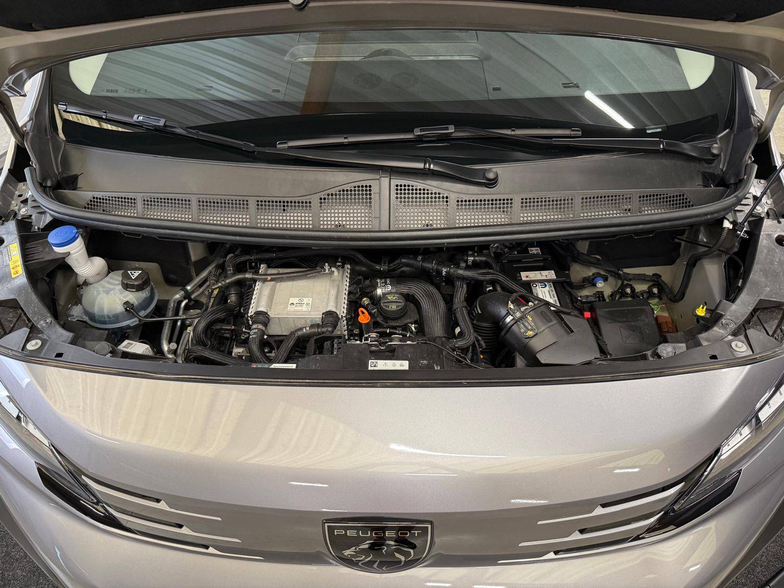 Peugeot Expert Bestelwagen M (L2) Diesel 150 pk Manueel 6