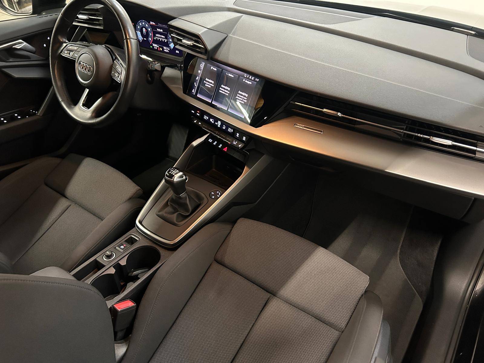 Audi A3 35 TFSI 1.5 BENZINE – AFNEEMBARE TREKHAAK