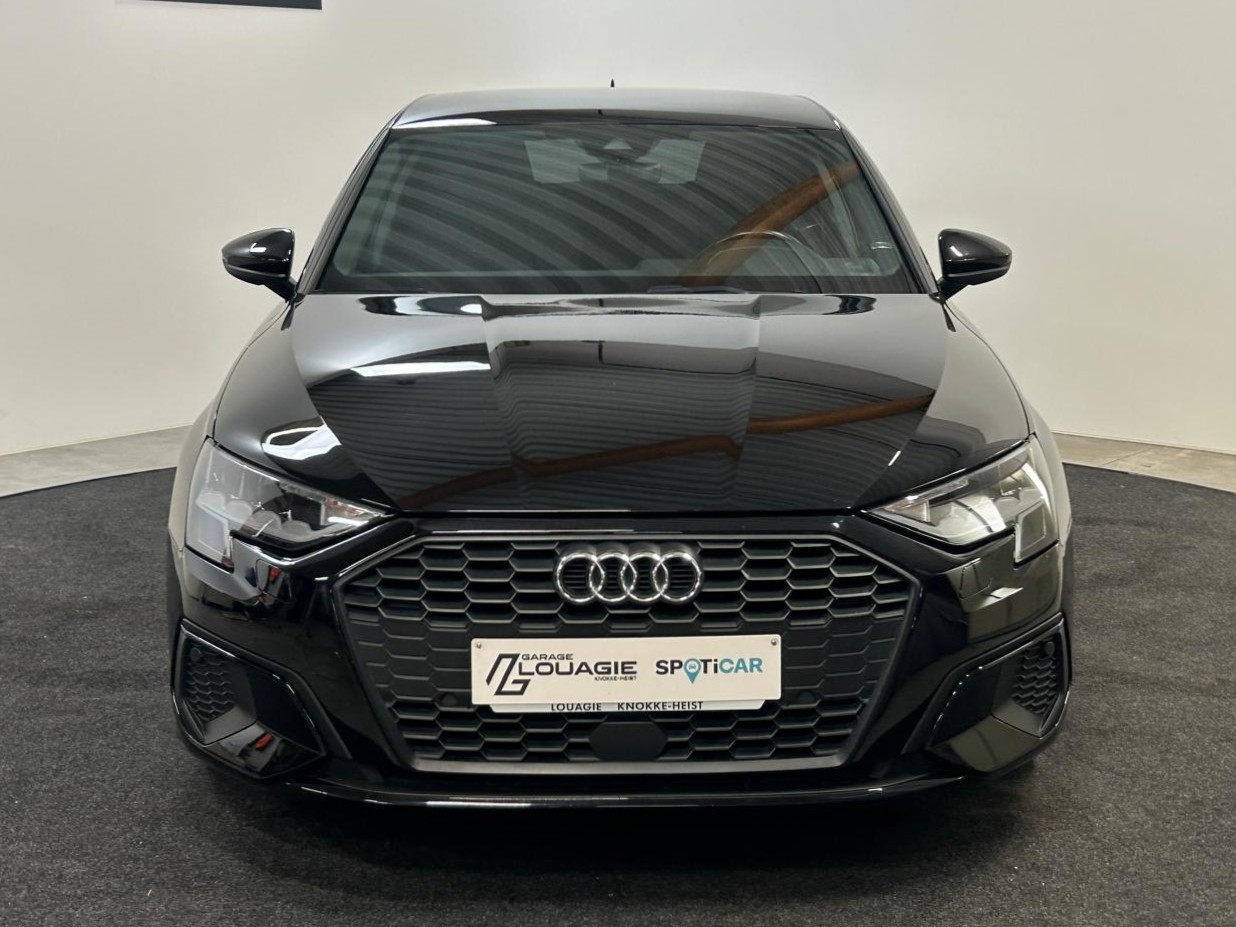 Audi A3 35 TFSI 1.5 BENZINE – AFNEEMBARE TREKHAAK