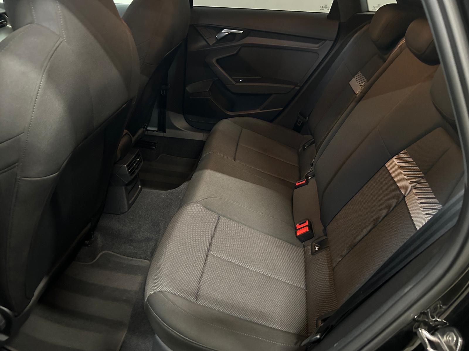 Audi A3 35 TFSI 1.5 BENZINE – AFNEEMBARE TREKHAAK