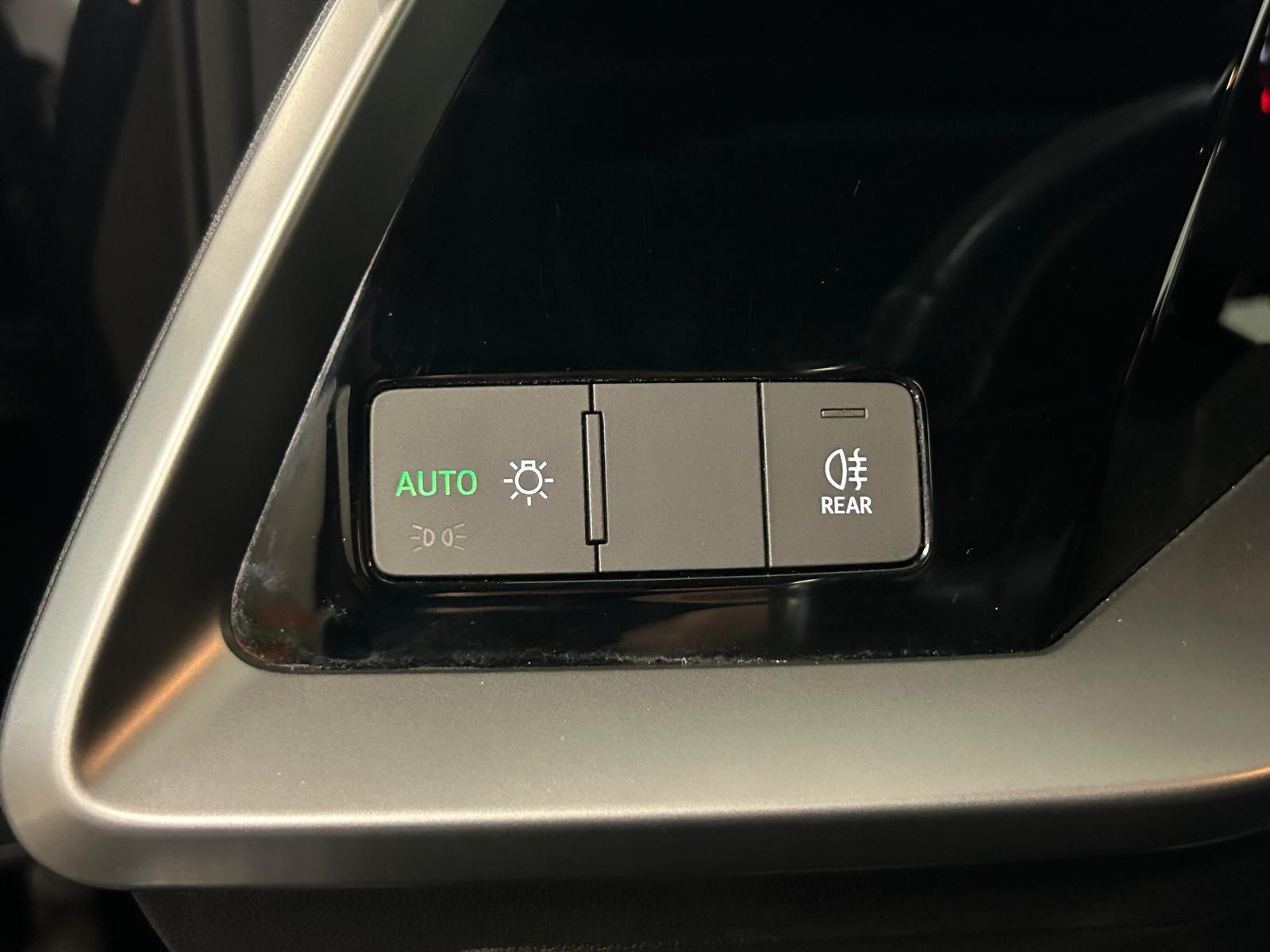 Audi A3 35 TFSI 1.5 BENZINE – AFNEEMBARE TREKHAAK