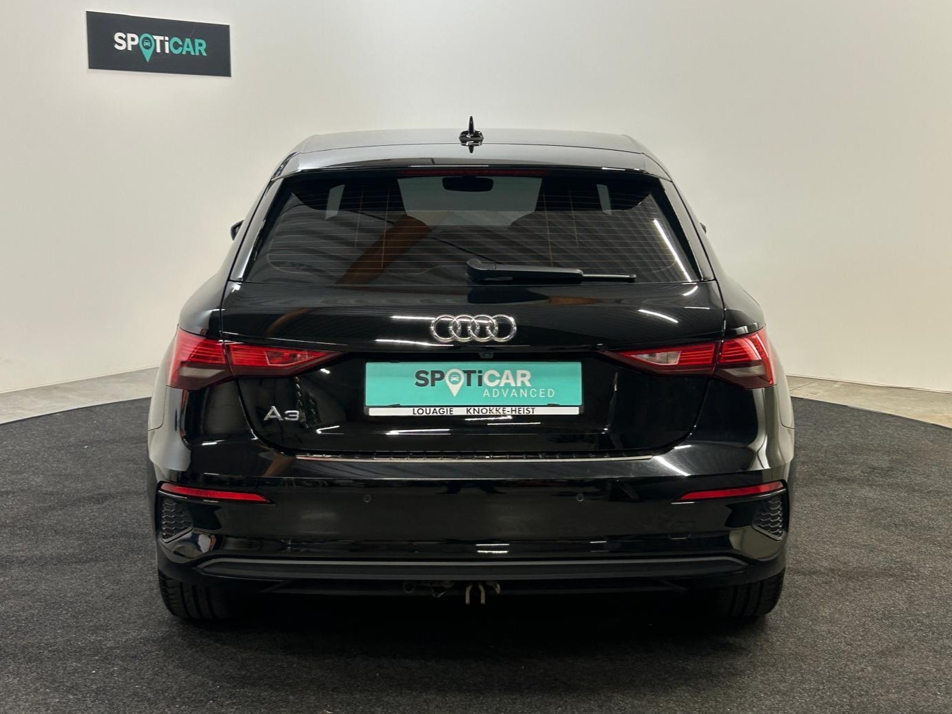 Audi A3 35 TFSI 1.5 BENZINE – AFNEEMBARE TREKHAAK