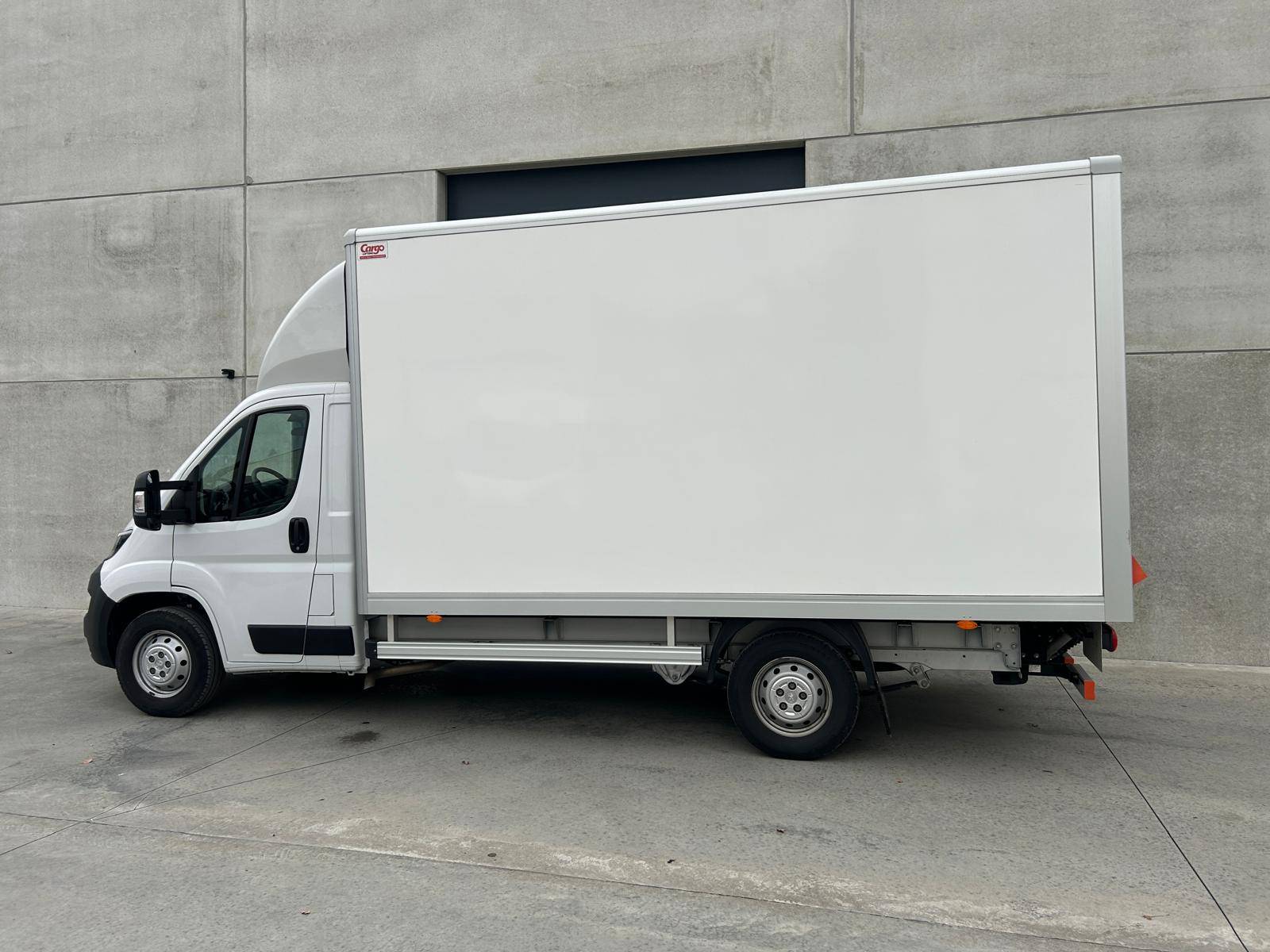 Peugeot Boxer Laadbak met laadklep L4 – 2.2 diesel