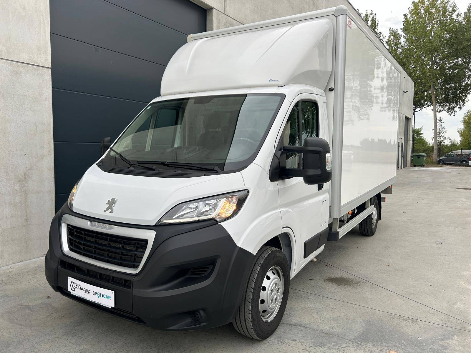 Peugeot Boxer Laadbak met laadklep L4 – 2.2 diesel