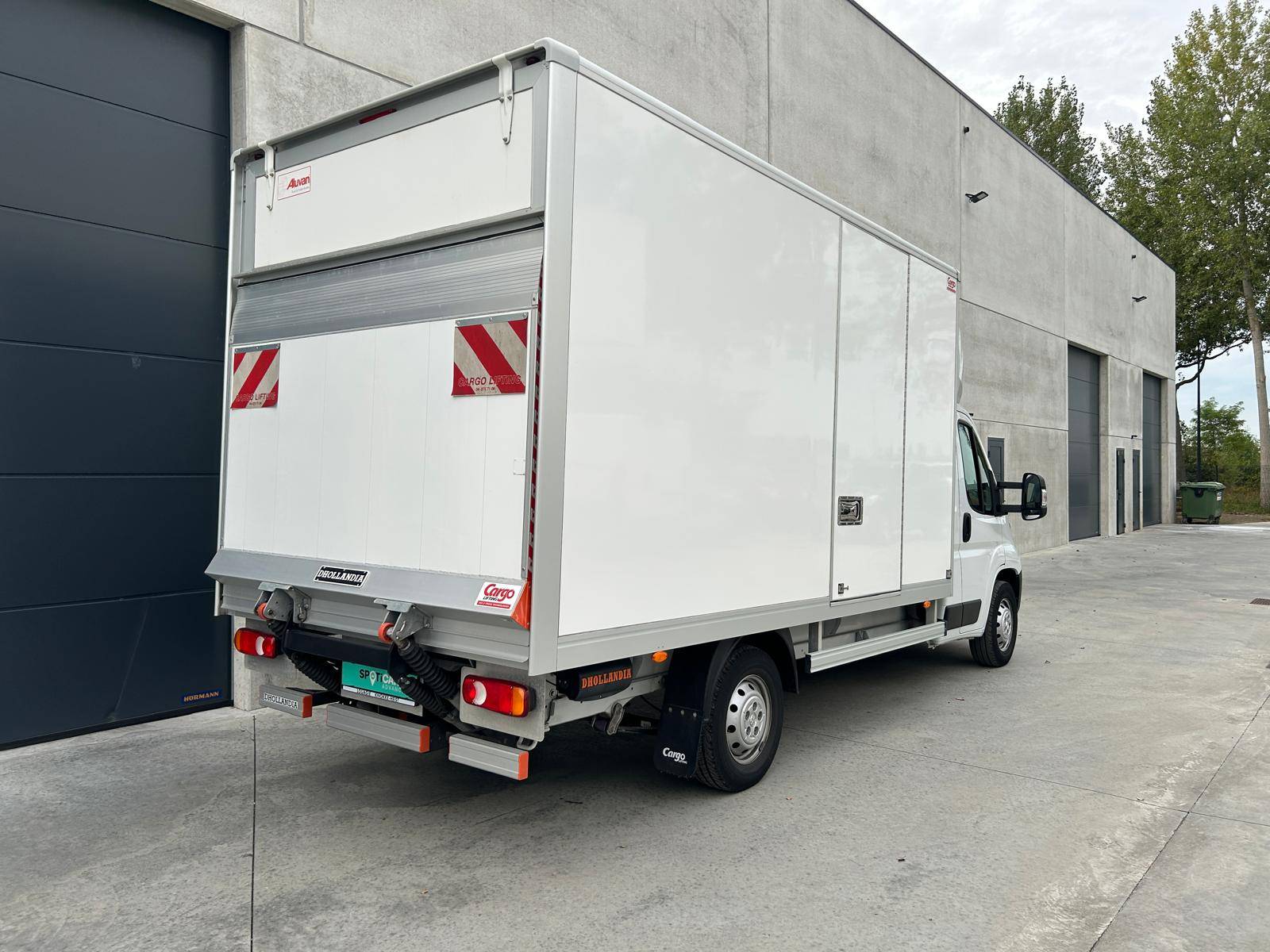 Peugeot Boxer Laadbak met laadklep L4 – 2.2 diesel