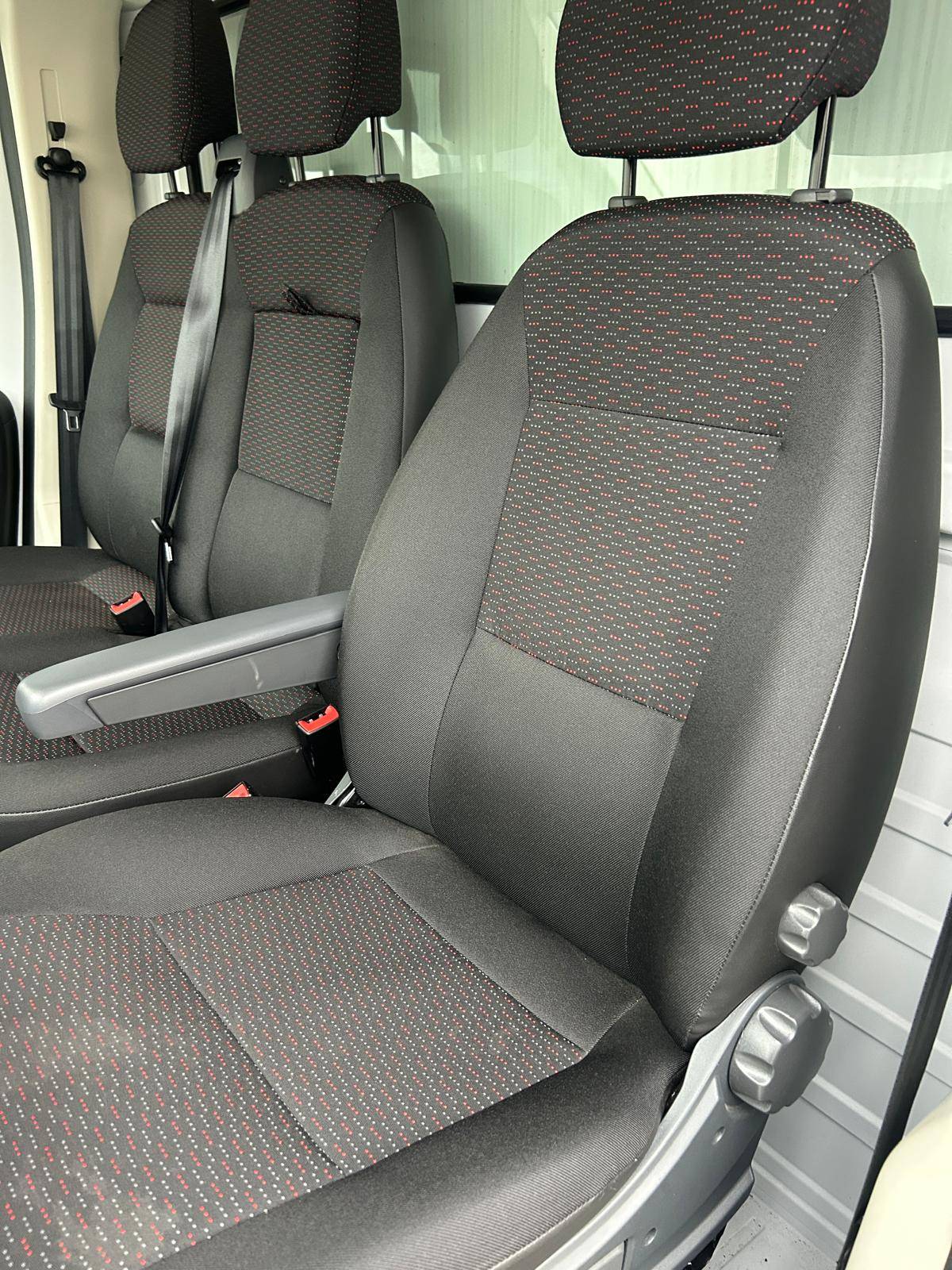Peugeot Boxer Laadbak met laadklep L4 – 2.2 diesel