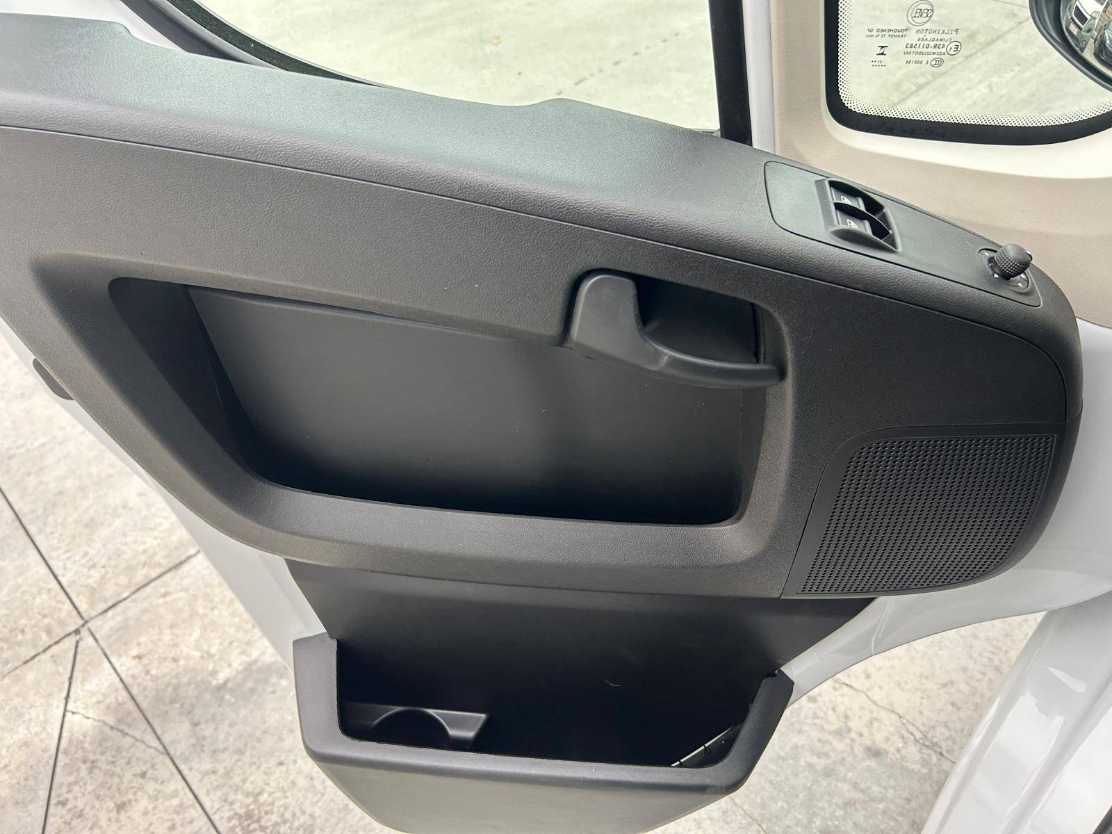 Peugeot Boxer Laadbak met laadklep L4 – 2.2 diesel