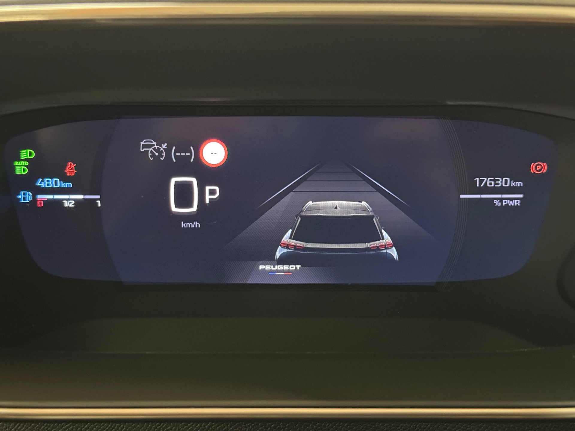 Peugeot 2008 Hybrid GT e-DSC6
