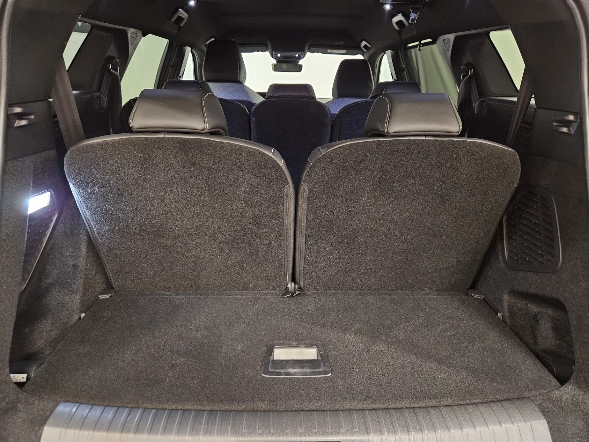 Peugeot 5008 Hybrid GT e-DSC6