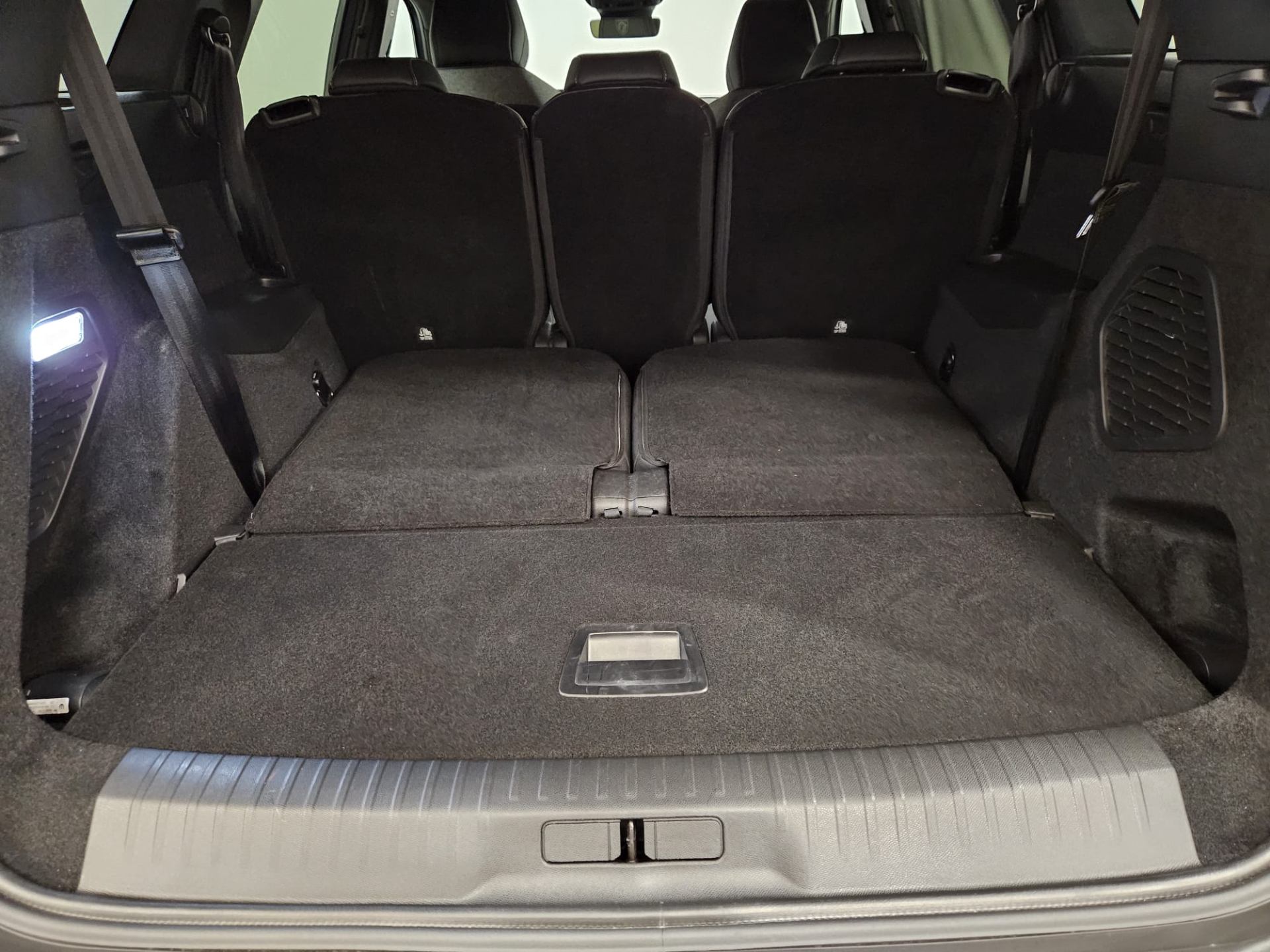 Peugeot 5008 Hybrid GT e-DSC6