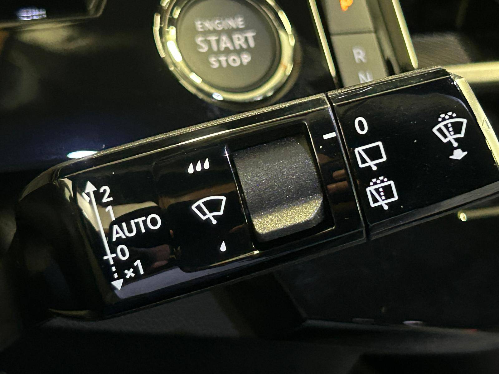 Peugeot 5008 Hybrid GT e-DSC6