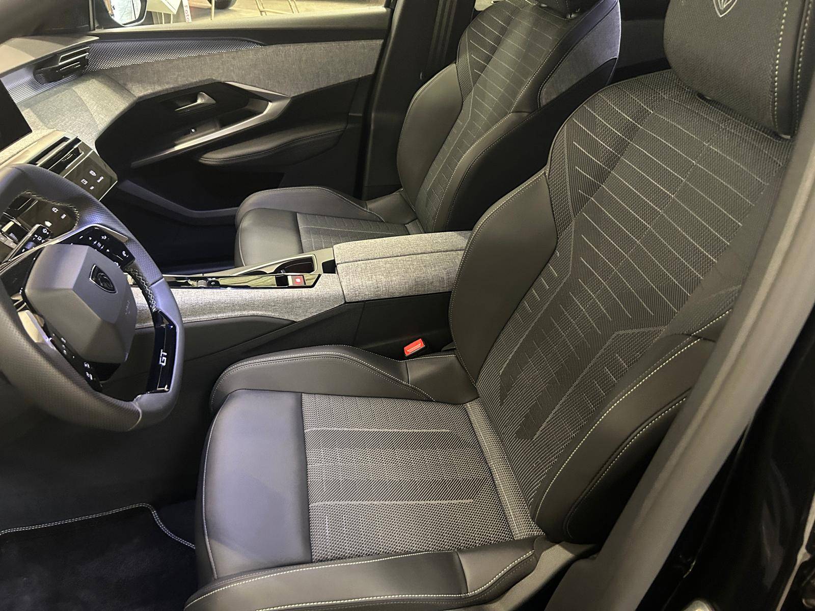 Peugeot 5008 Hybrid GT e-DSC6