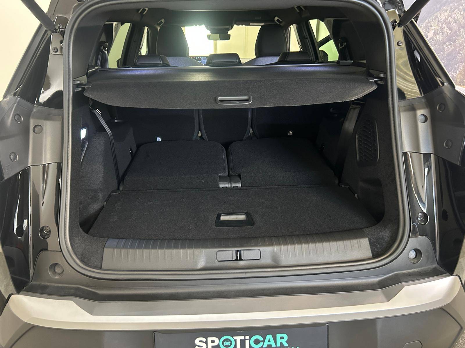 Peugeot 5008 Hybrid GT e-DSC6