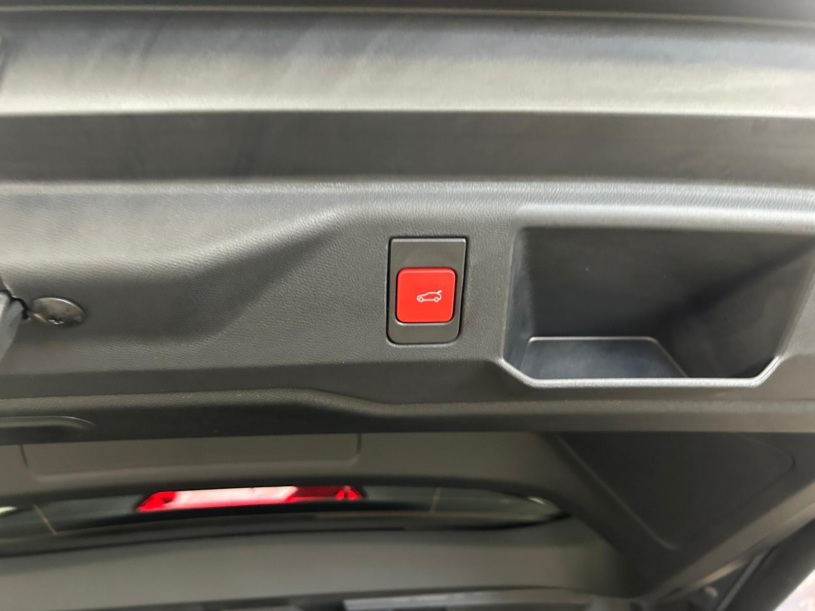 Peugeot 5008 Hybrid GT e-DSC6
