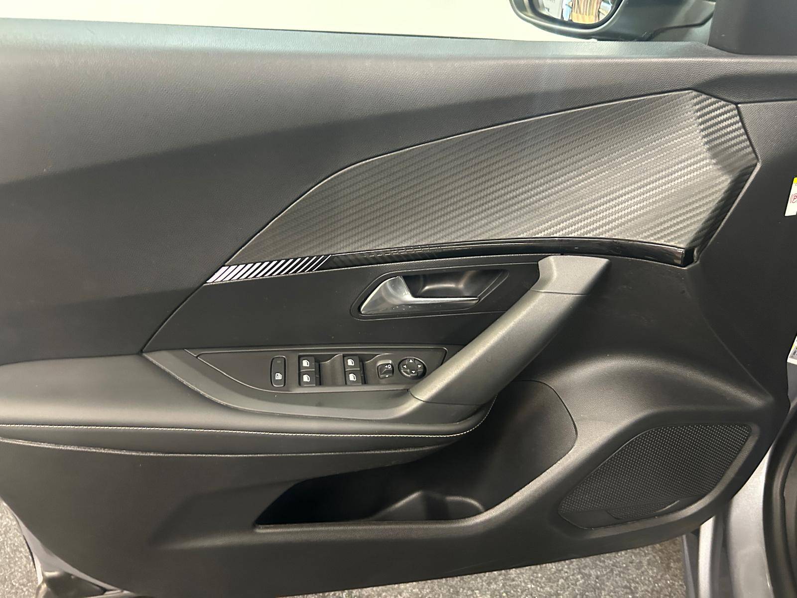 Peugeot 2008 Electric Allure Auto
