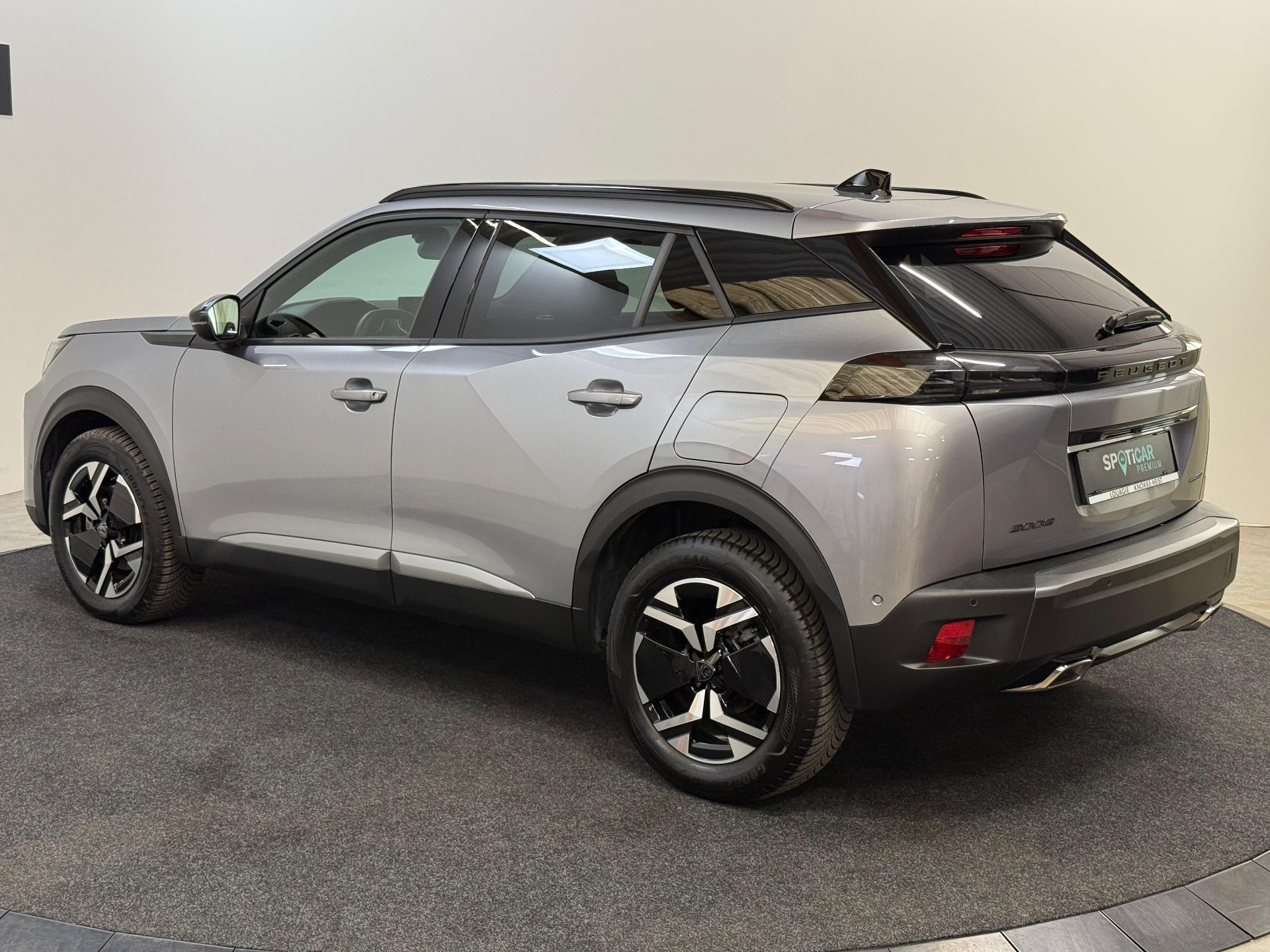 Peugeot 2008 Hybrid Allure e-DSC6