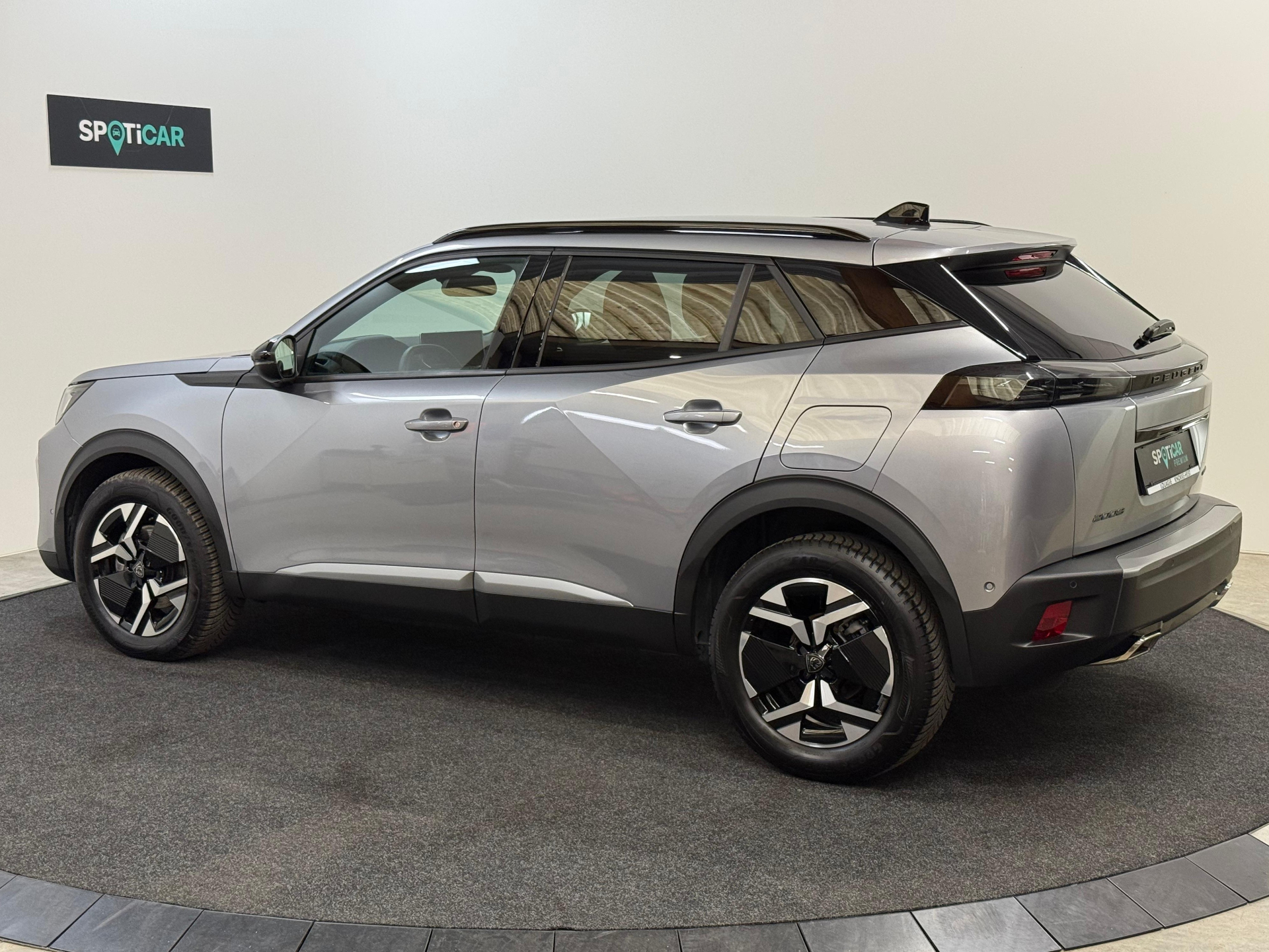 Peugeot 2008 Hybrid Allure e-DSC6