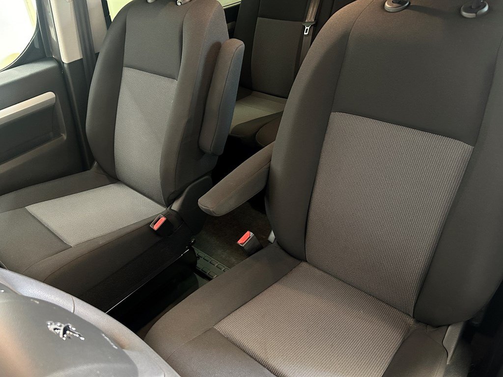 Peugeot Expert Dubbele Cabine 2.0 BlueHDi 145 pk