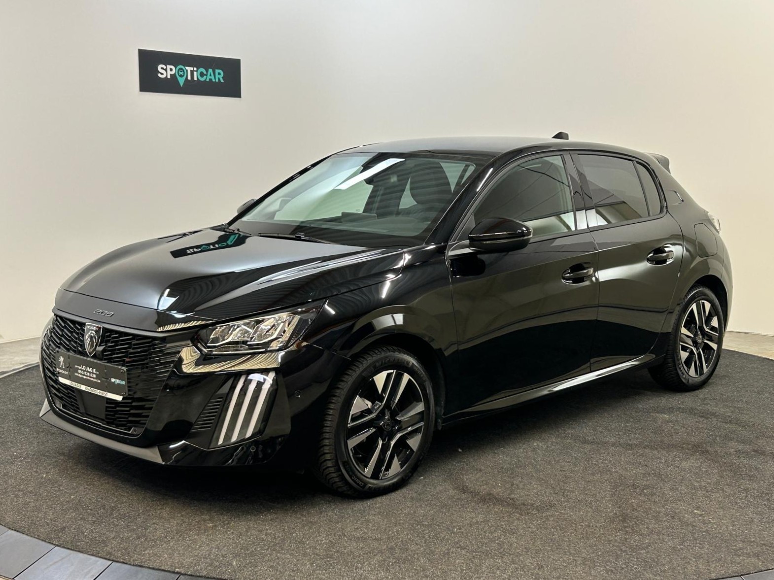 Peugeot 208 Hybrid Allure e-DCS6 – TREKHAAK AFNEEMBAAR
