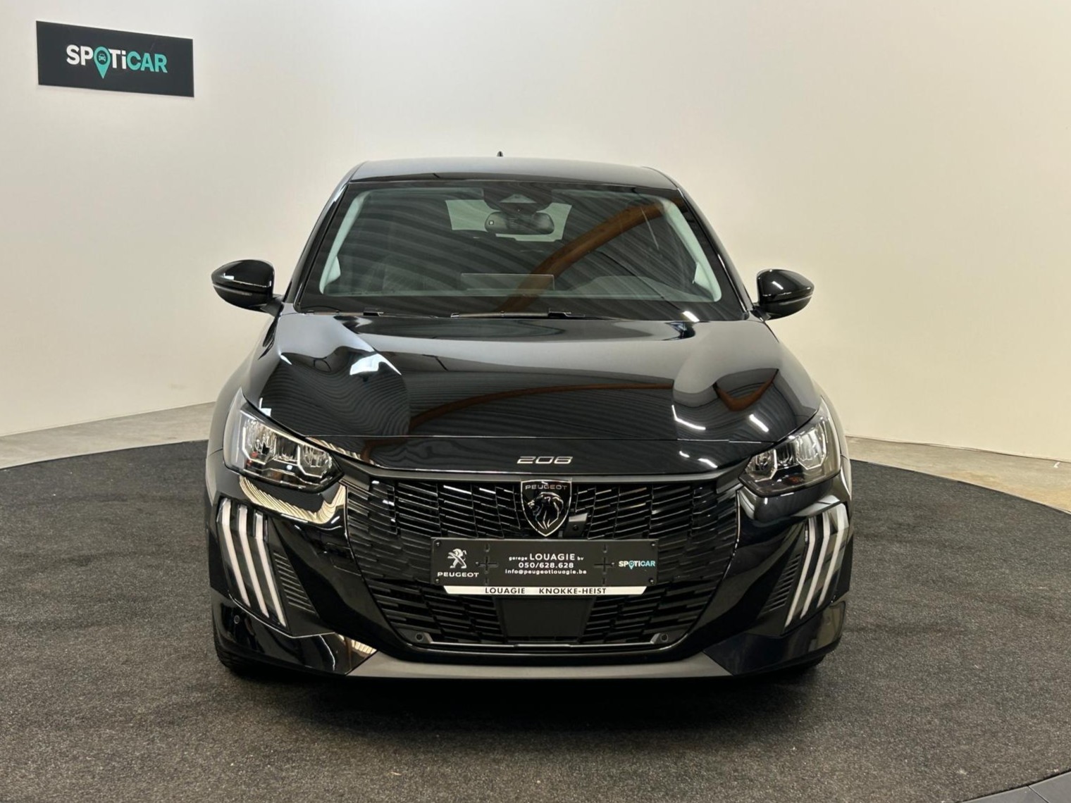 Peugeot 208 Hybrid Allure e-DCS6 – TREKHAAK AFNEEMBAAR