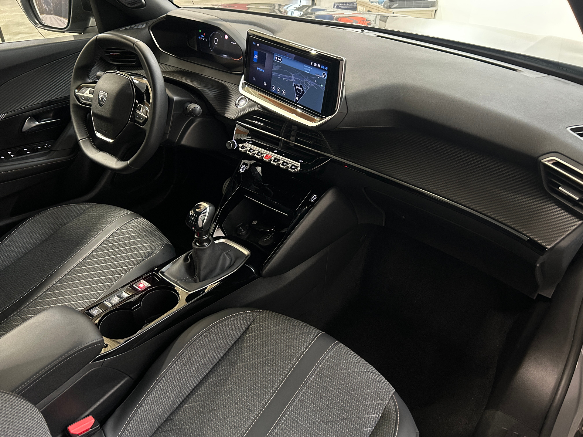 Peugeot 2008 1.2 Turbo Allure Manueel