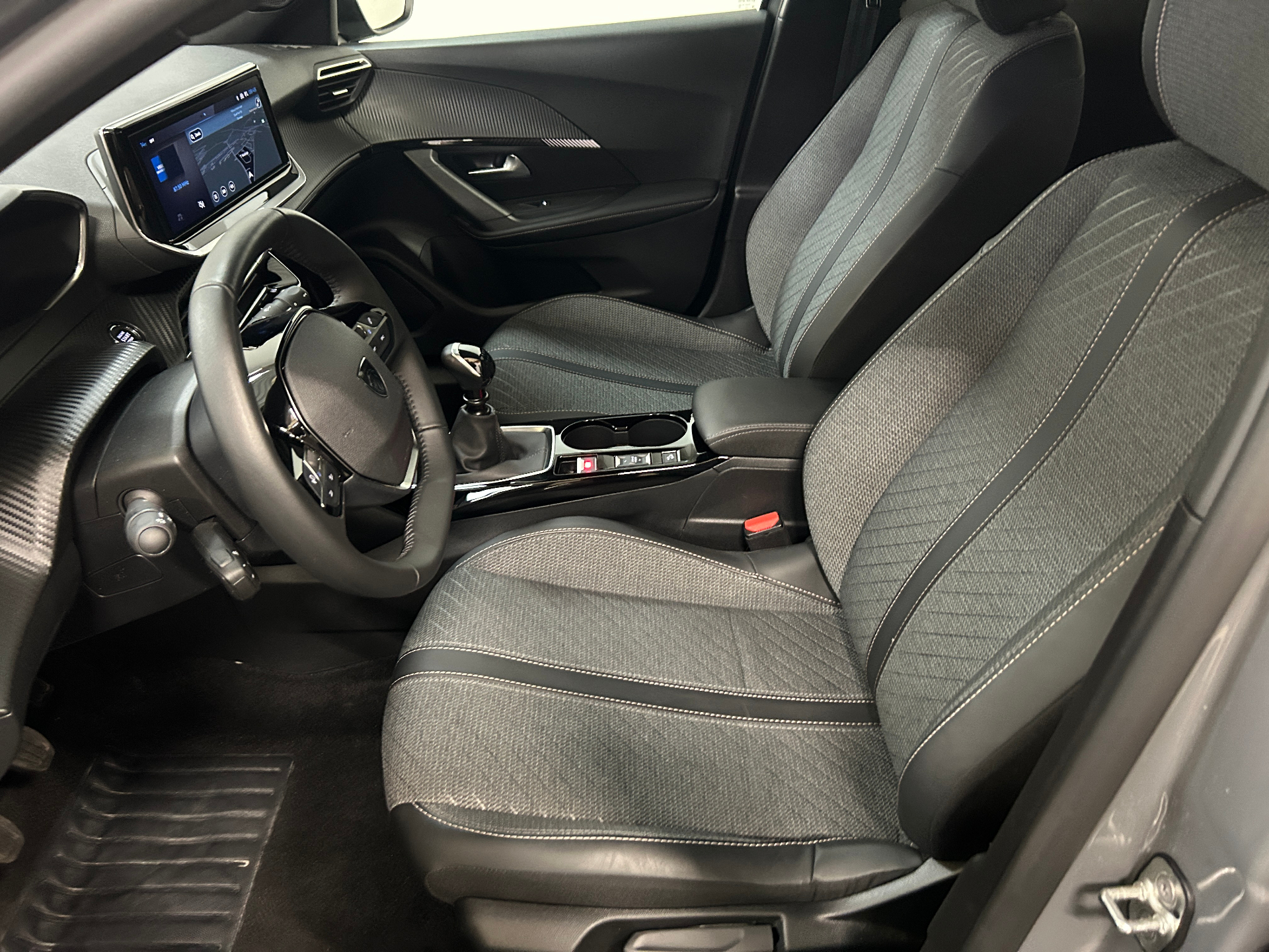 Peugeot 2008 1.2 Turbo Allure Manueel