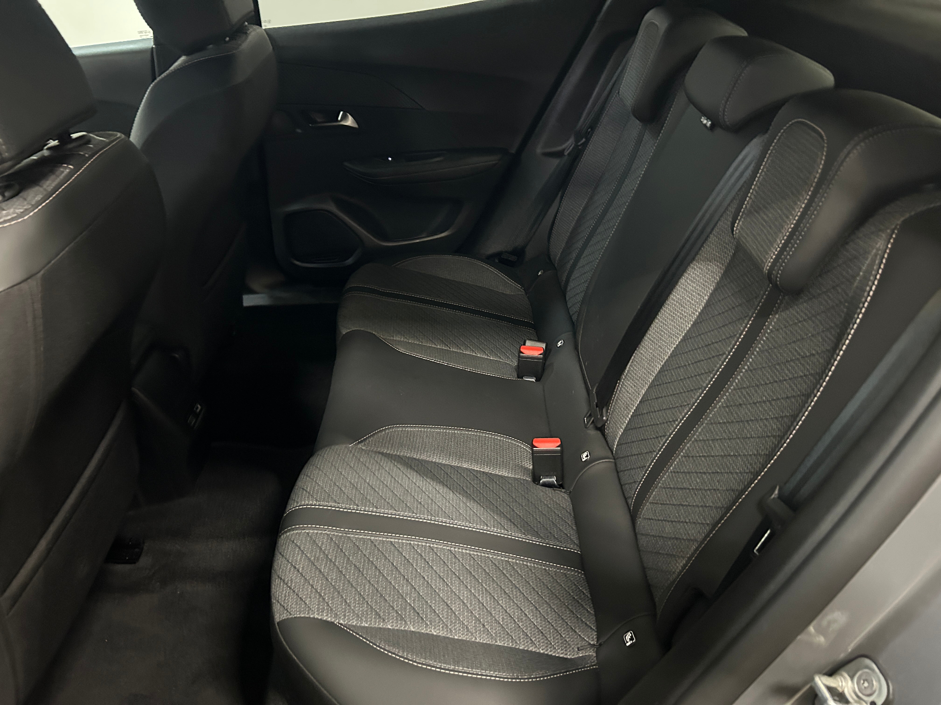 Peugeot 2008 1.2 Turbo Allure Manueel