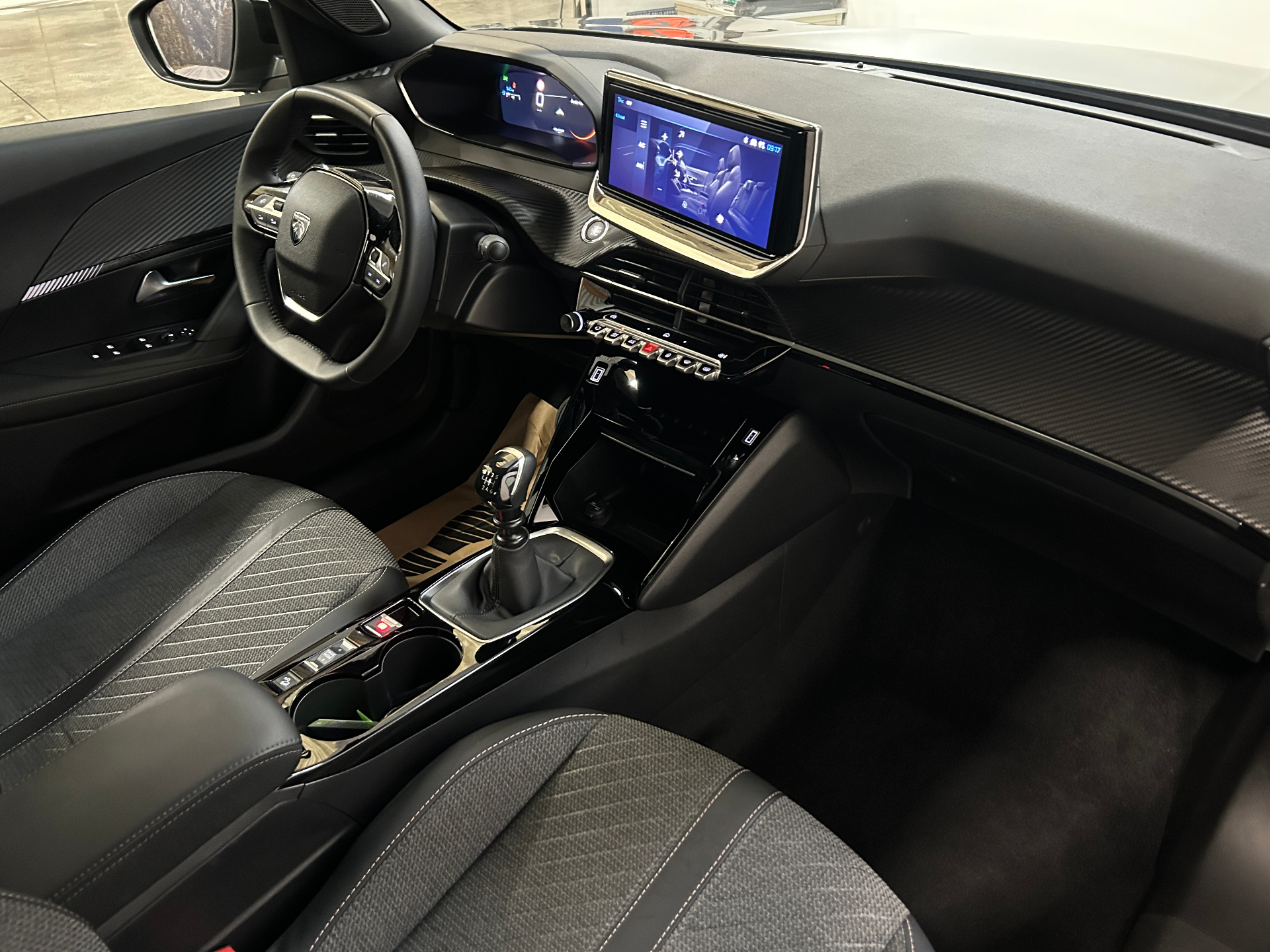 Peugeot 2008 1.2 Turbo Allure Manueel