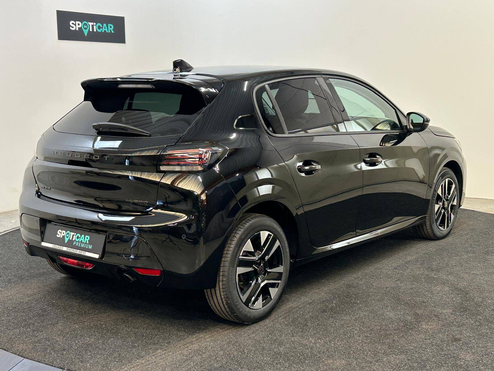 Peugeot 208 Hybrid Allure e-DCS6