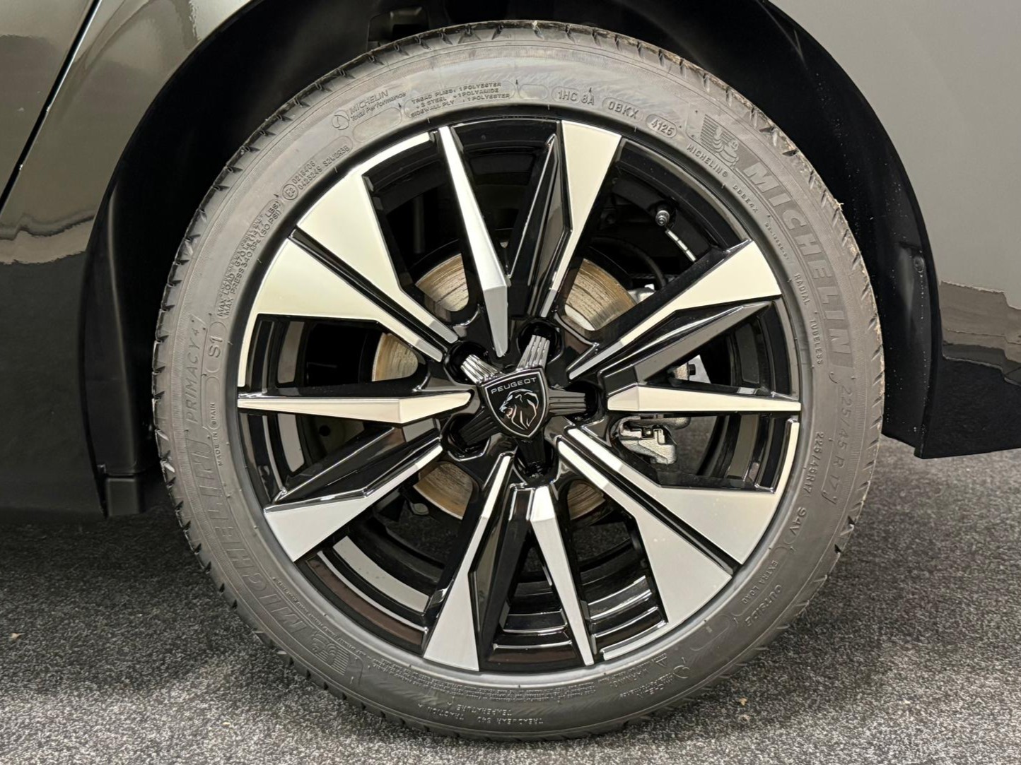 Peugeot 308 Hybrid Allure e-DSC6