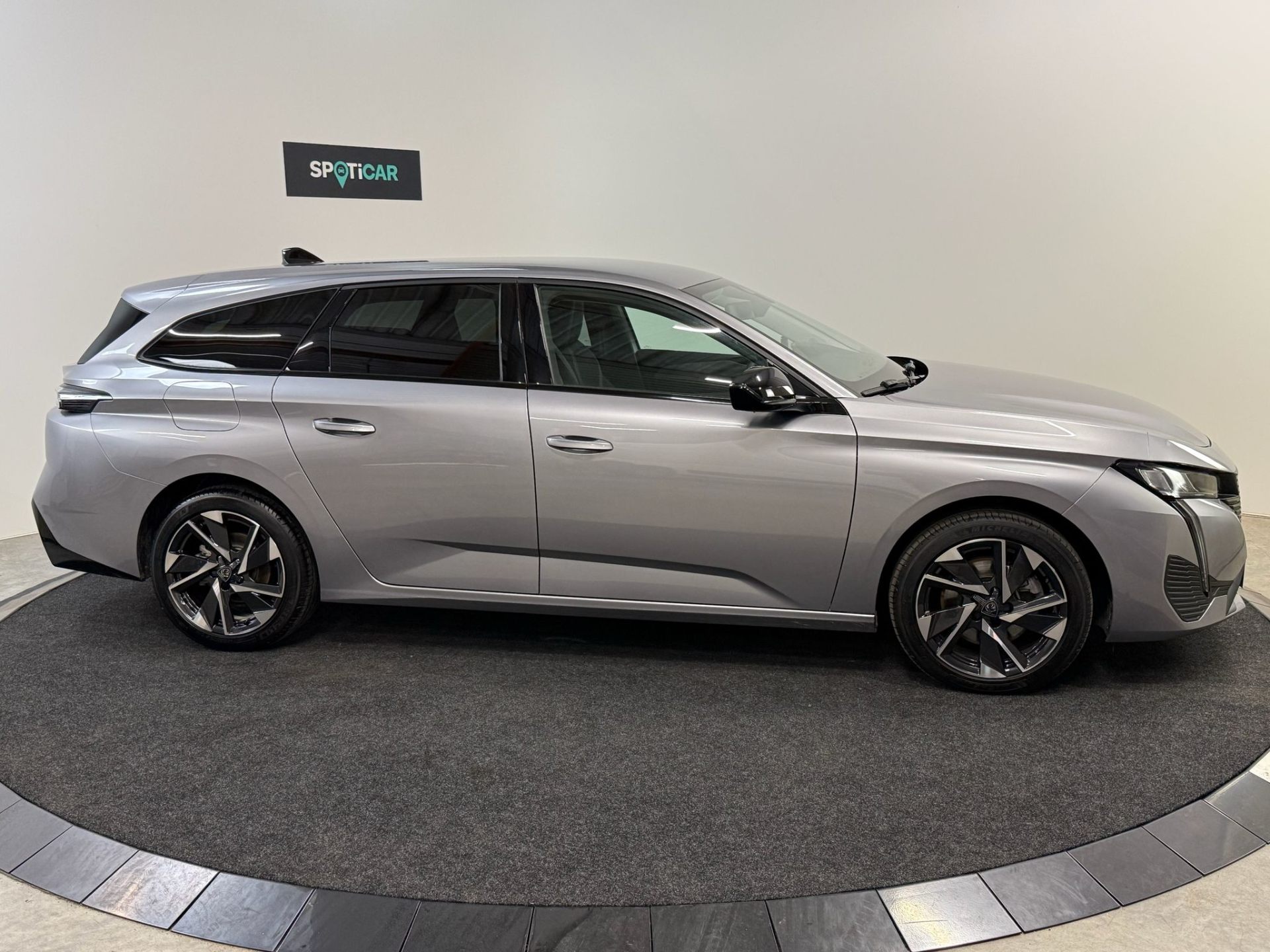 Peugeot 308 SW Hybrid Allure e-DSC6