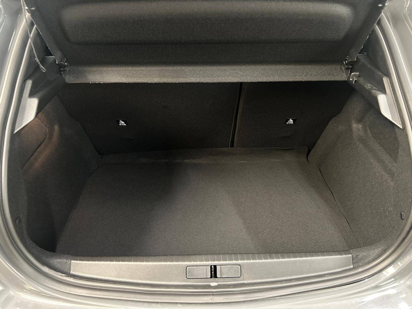 Peugeot 208 Hybrid Allure e-DCS6