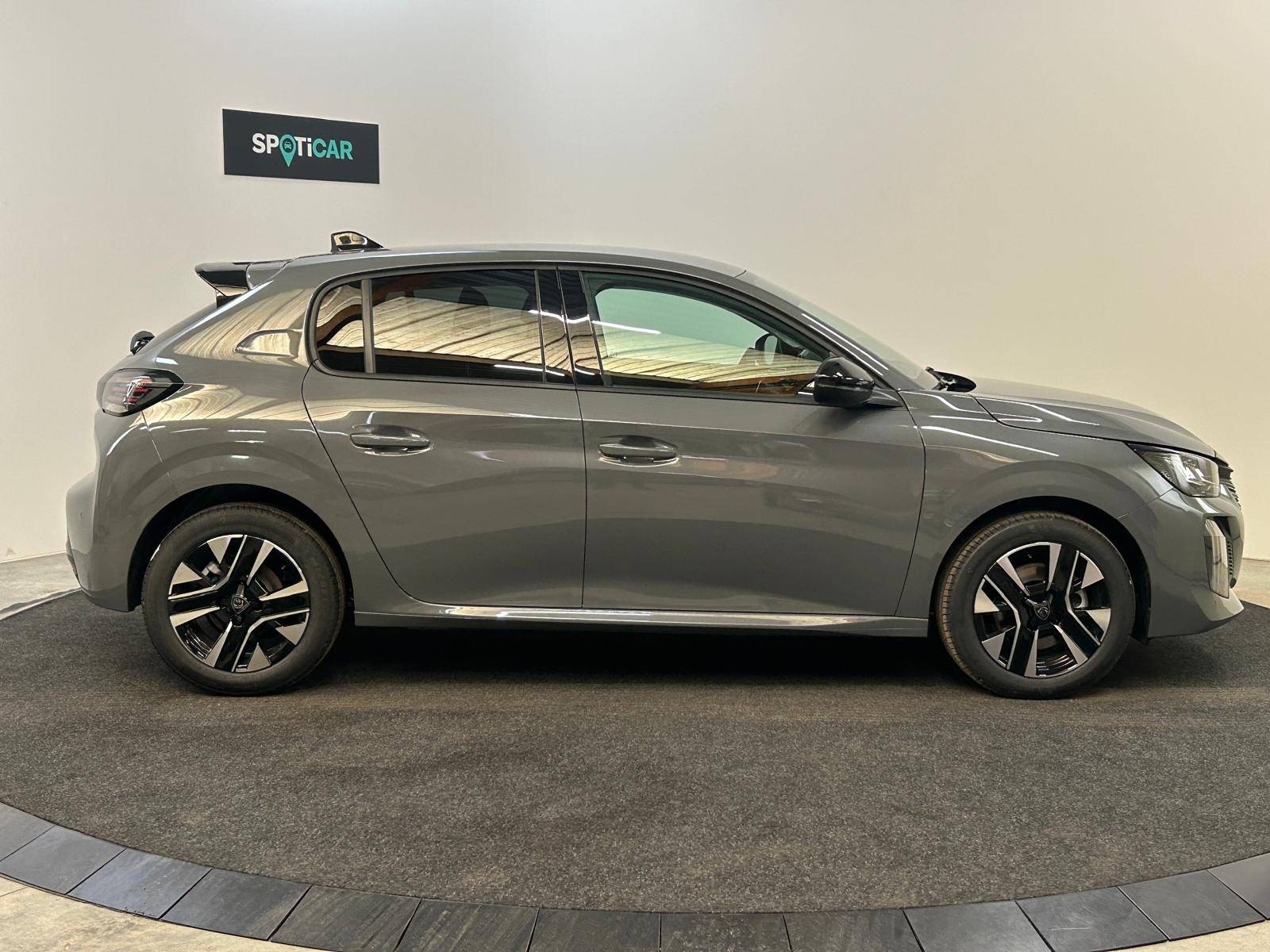 Peugeot 208 Hybrid Allure e-DCS6