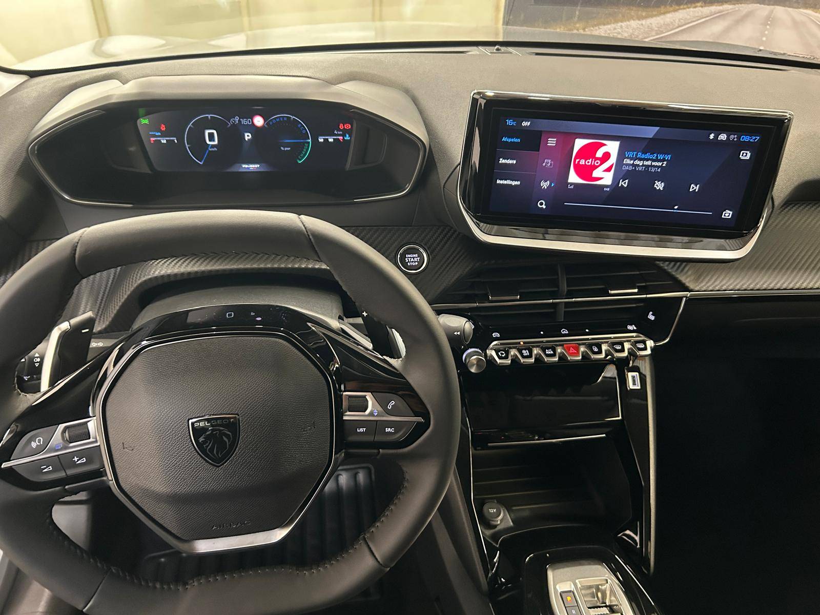 Peugeot 208 Hybrid Allure e-DCS6