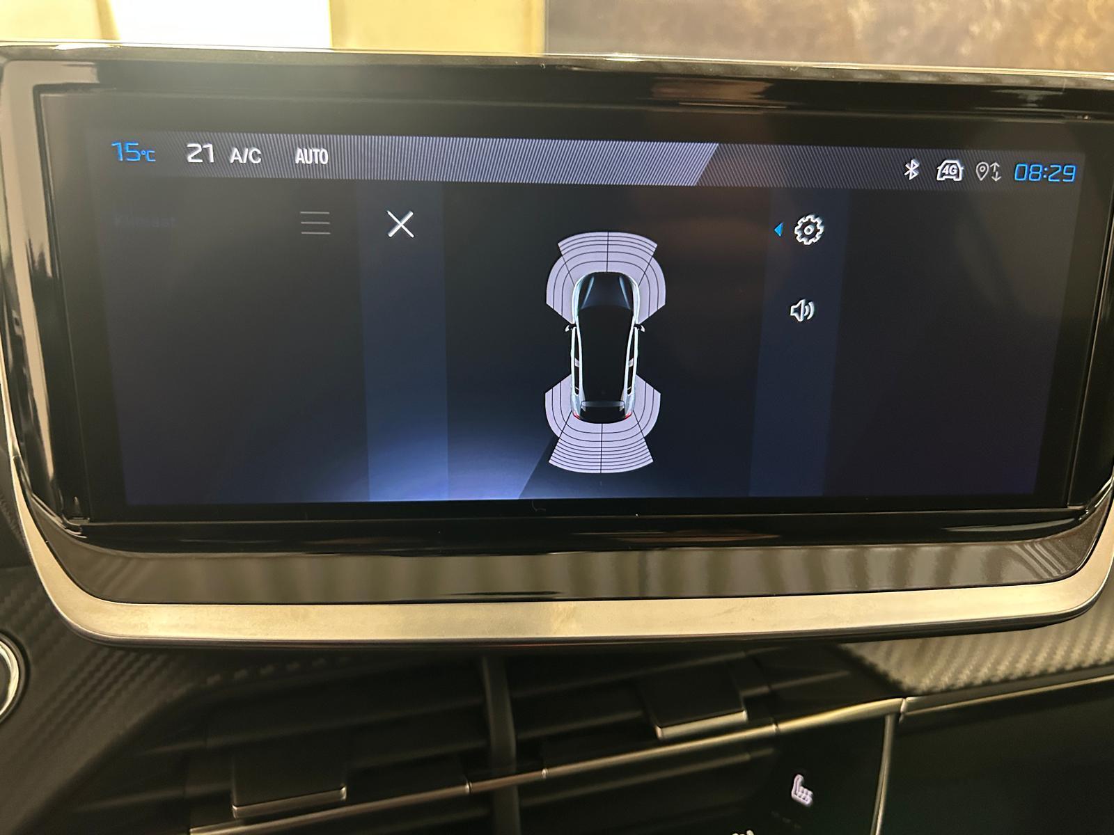 Peugeot 208 Hybrid Allure e-DCS6
