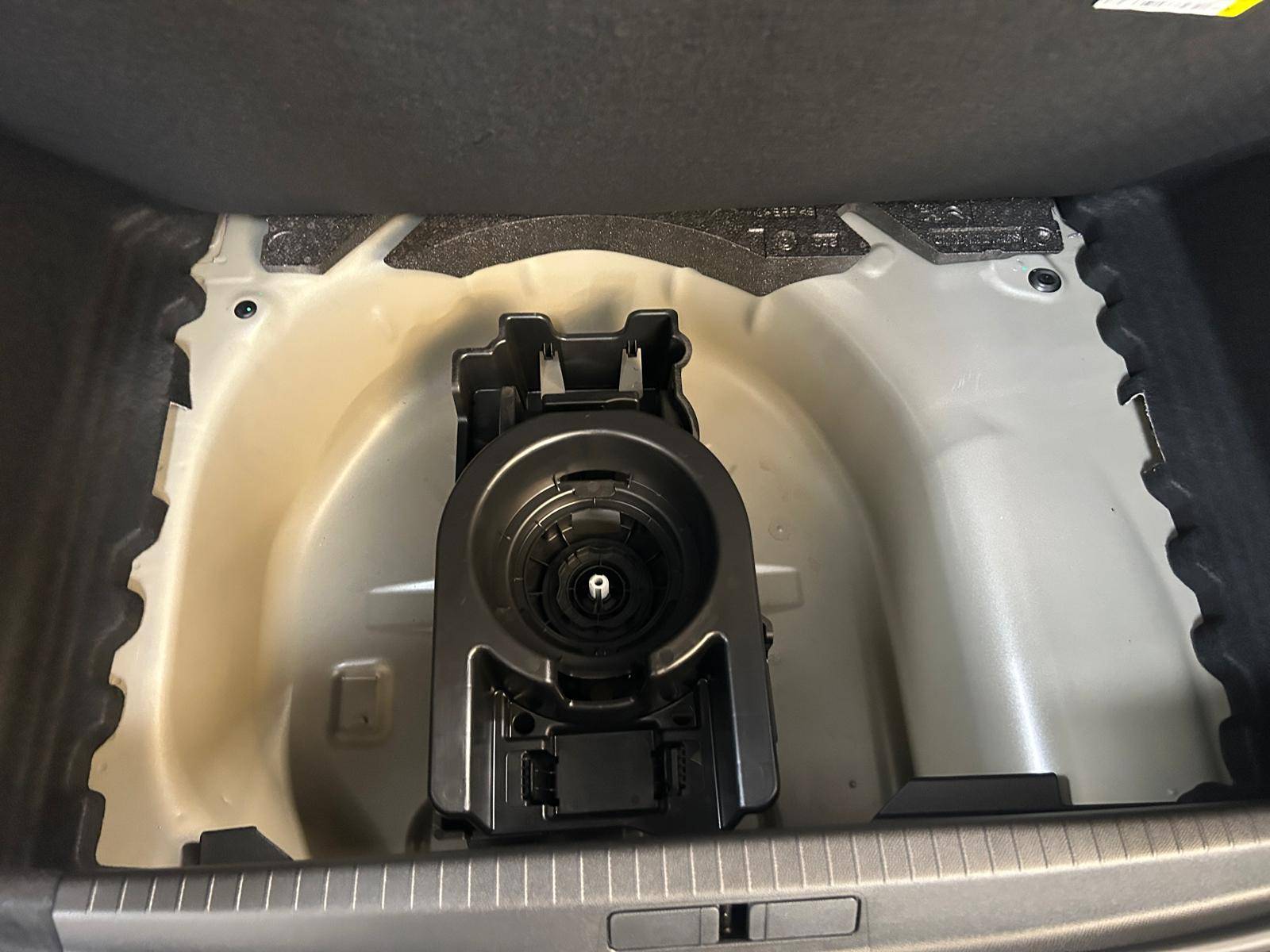 Peugeot 208 Hybrid Allure e-DCS6