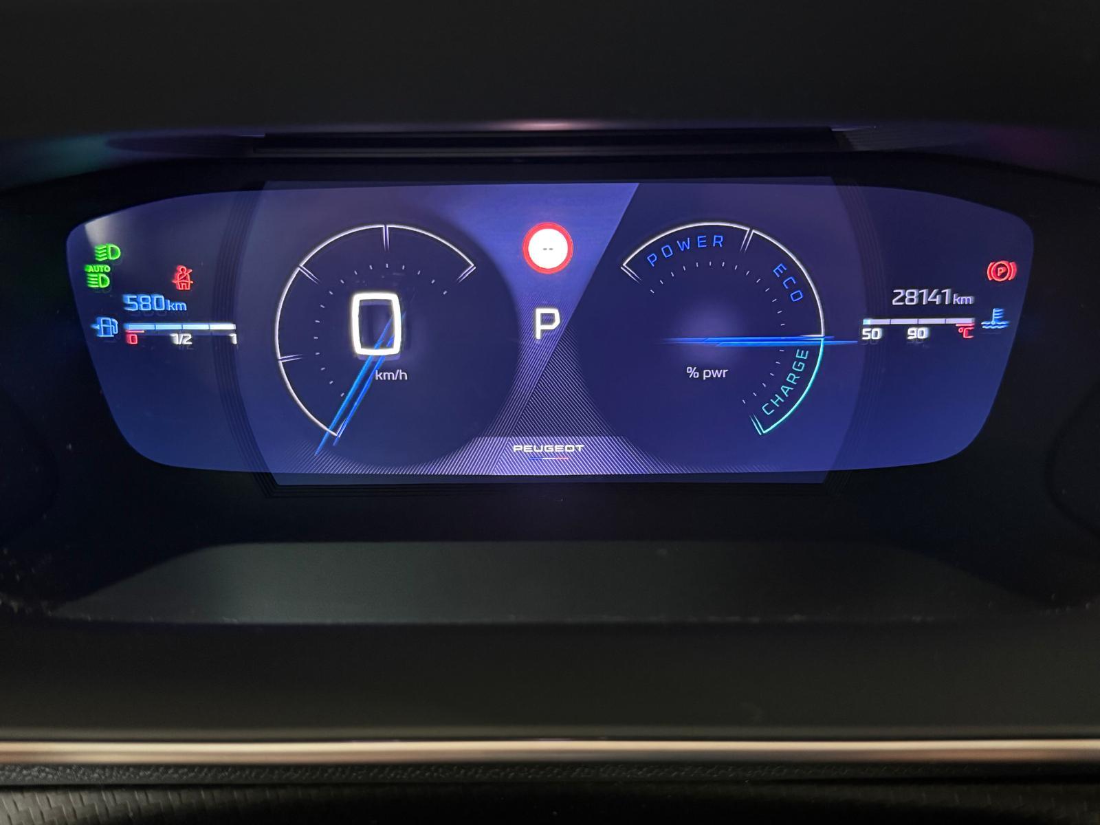 Peugeot 2008 Hybrid GT e-DSC6